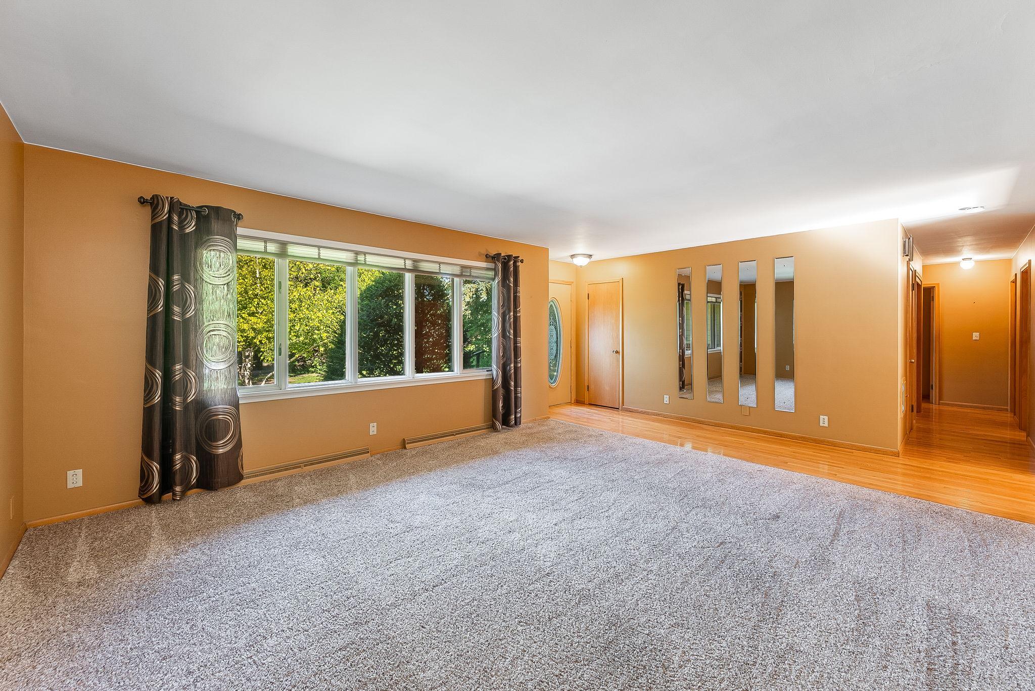 4th image of 1024 Holden Pl, Fairmont, MN 56031 | MLS# 7109960
