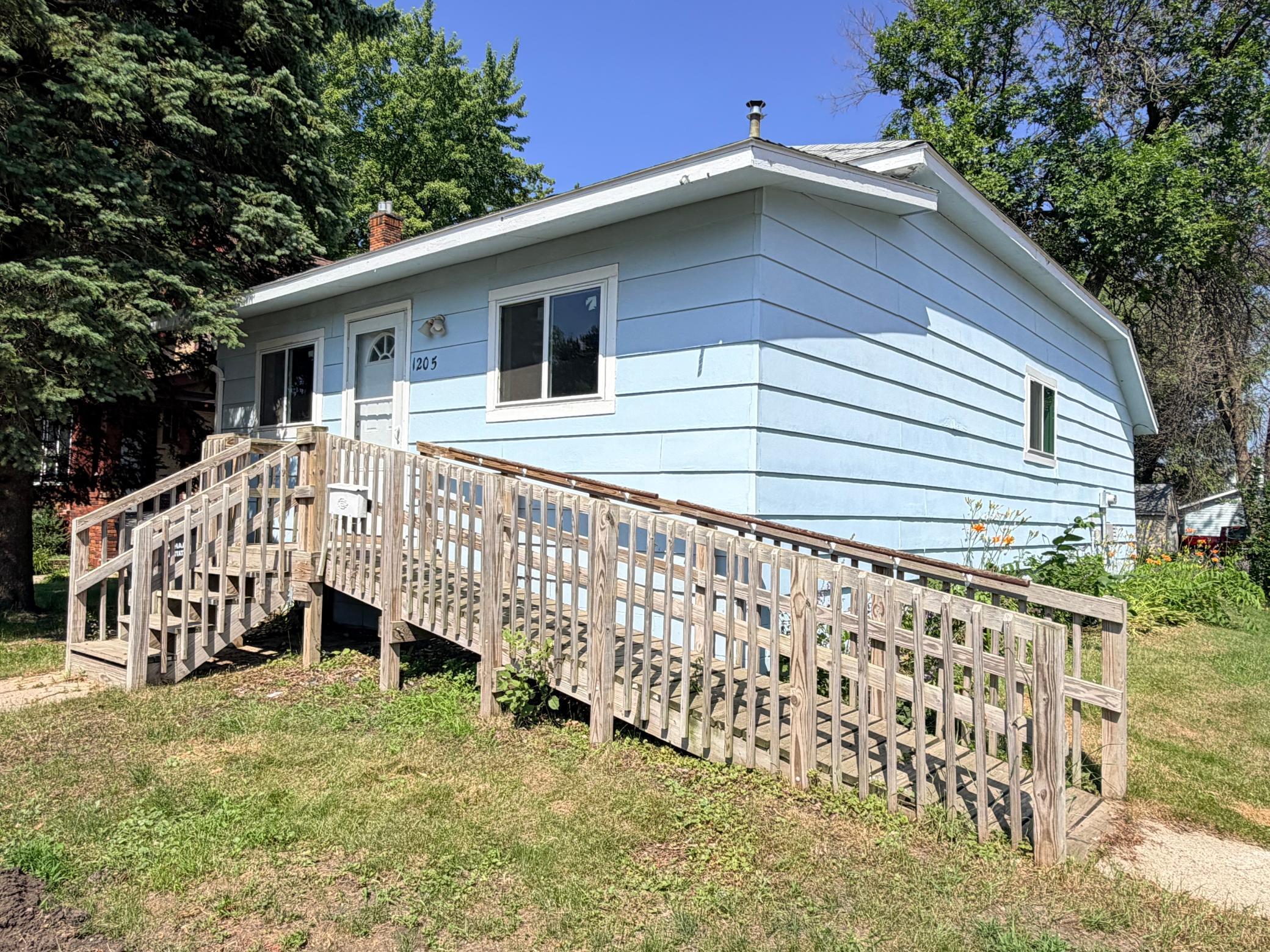 3rd image of 1205 6Th Ave, Worthington, MN 56187 | MLS# 7109968
