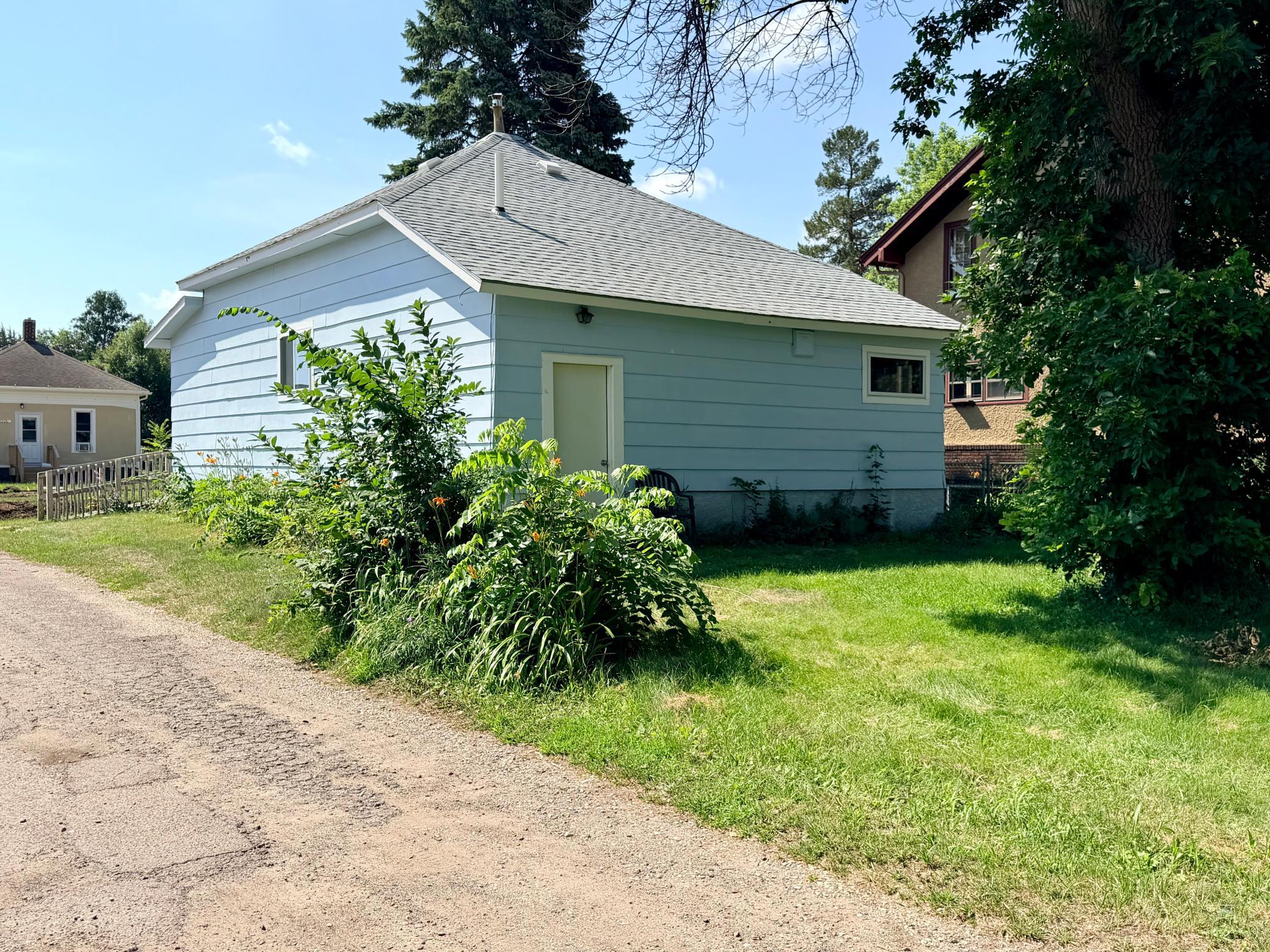 4th image of 1205 6Th Ave, Worthington, MN 56187 | MLS# 7109968