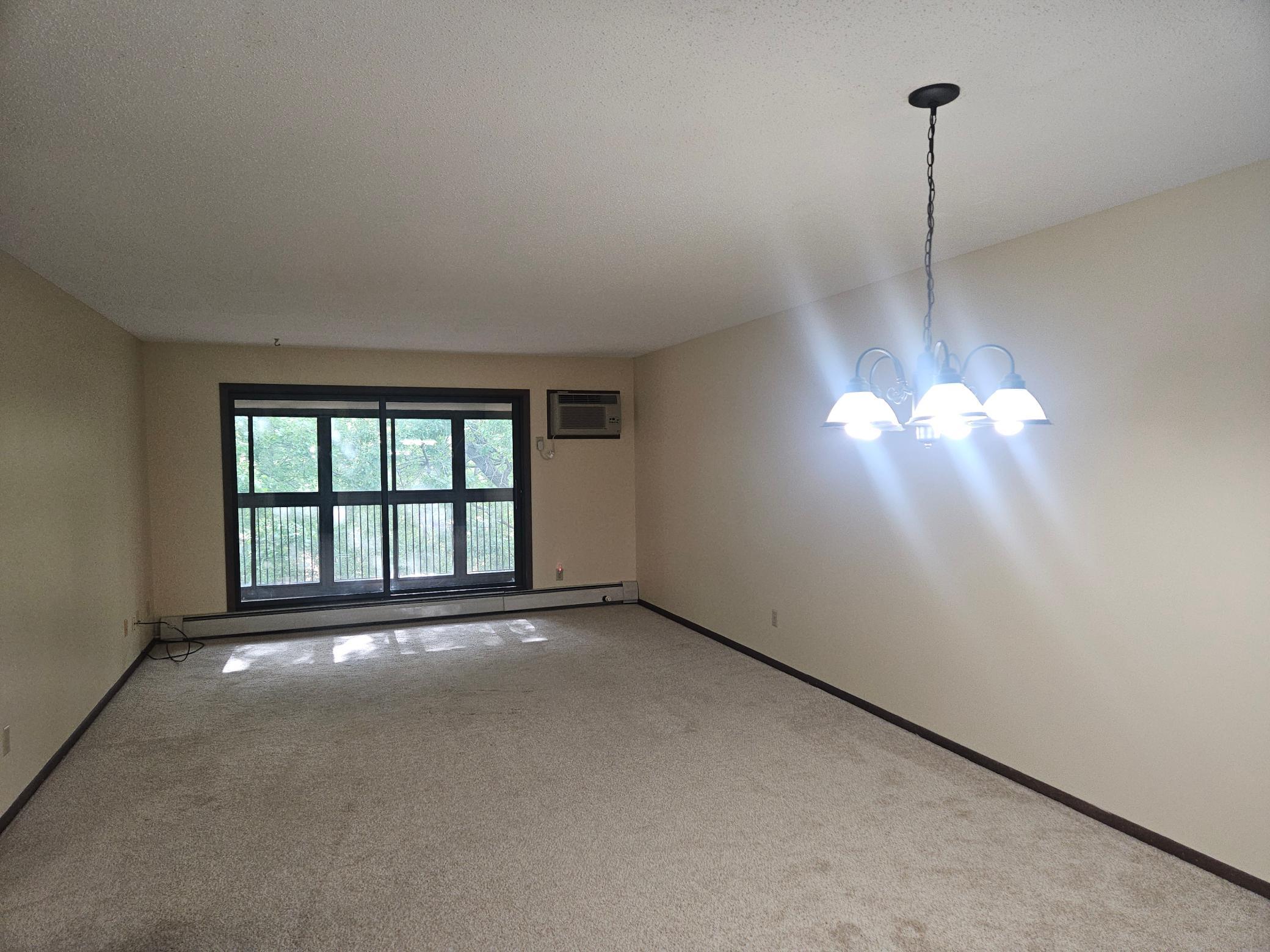 4th image of 1855 Silver Bell Rd #314, Saint Paul, MN 55122 | MLS# 7109978