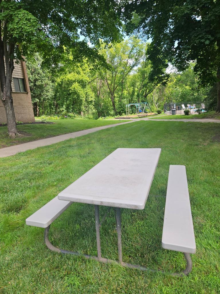 2nd image of 1855 Silver Bell Rd, Saint Paul, MN 55122