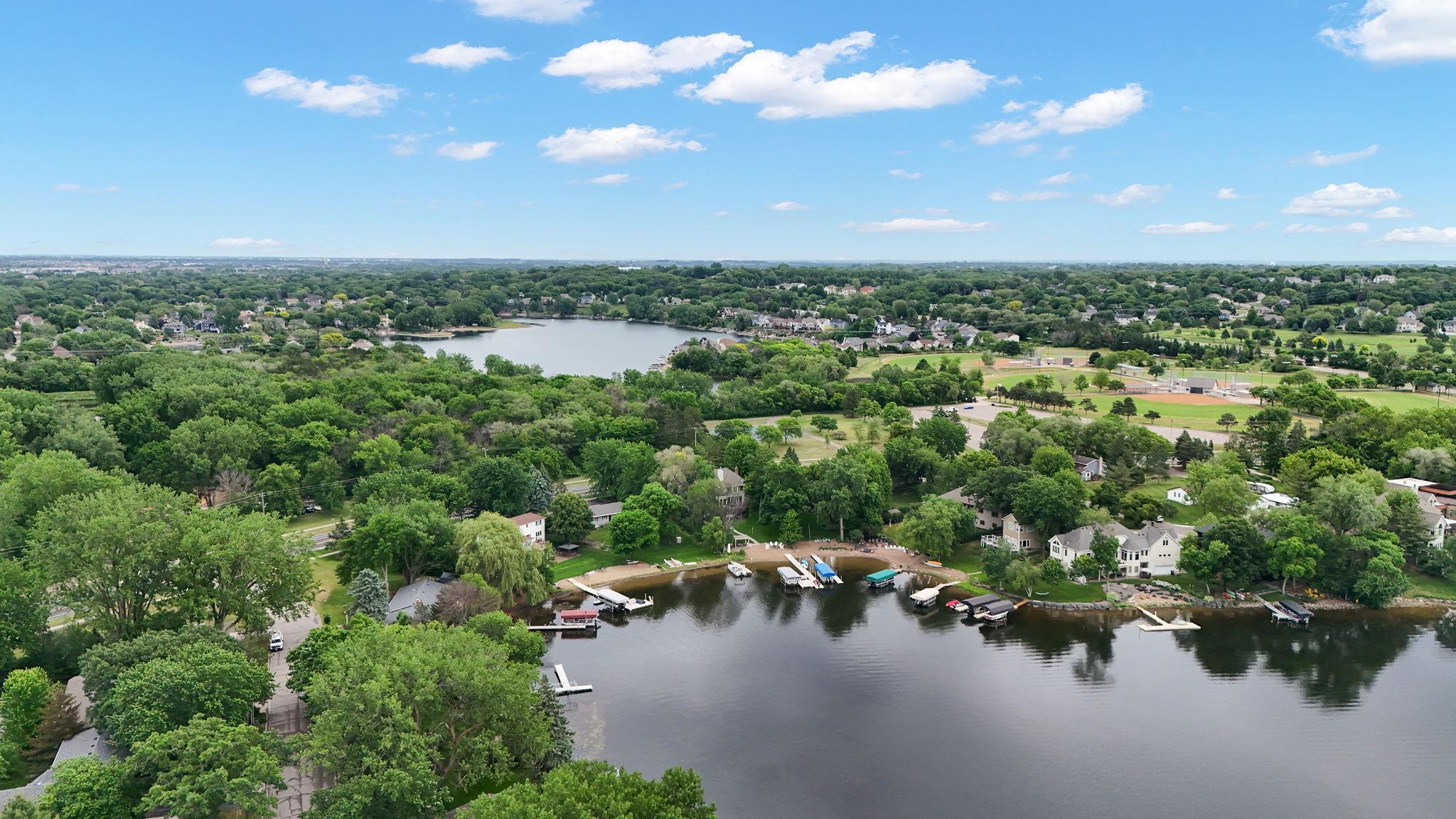 2nd image of 1303 Crystal Lake Rd E, Burnsville, MN 55306 | MLS# 7109999