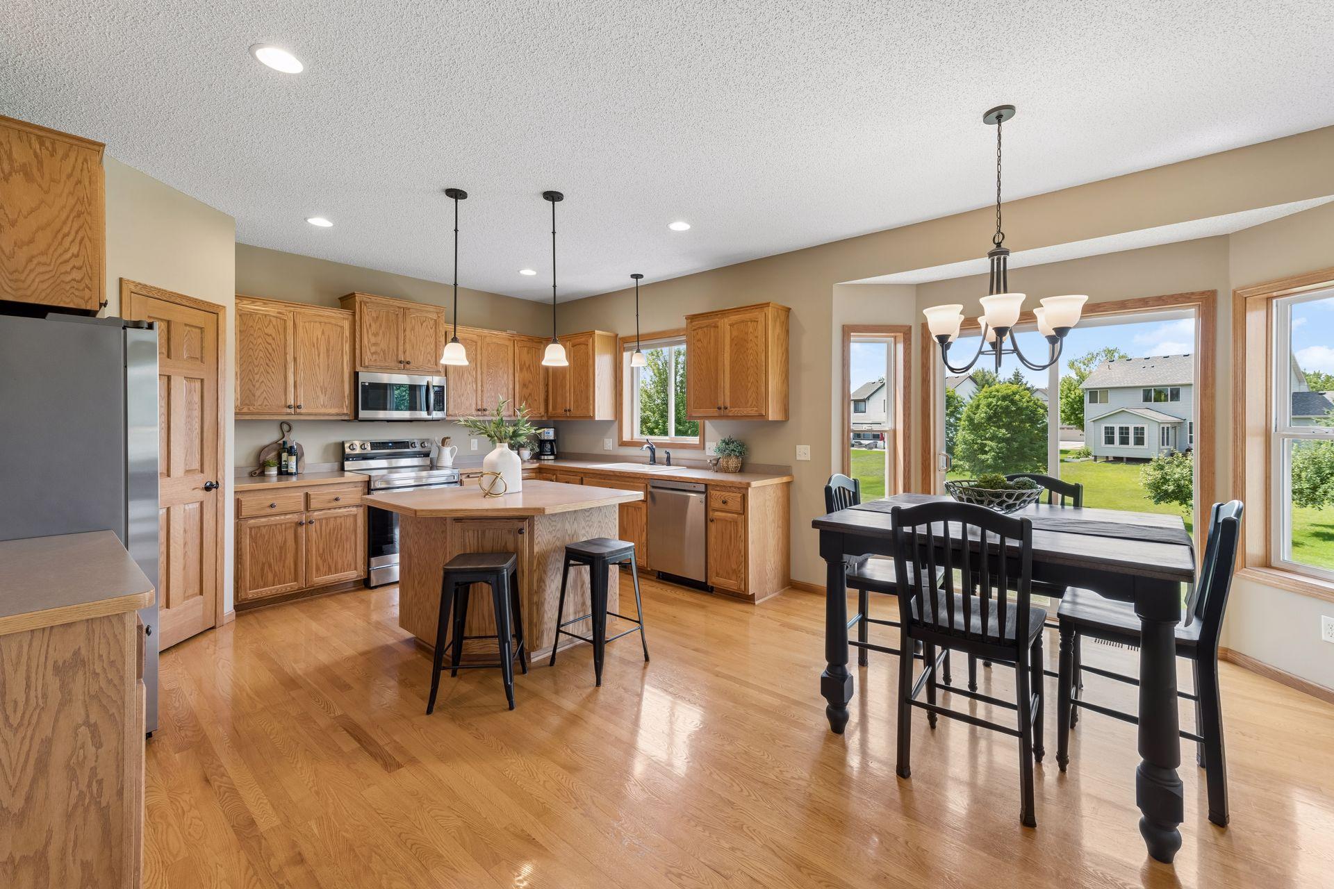 3rd image of 1235 Pine Sq, Waconia, MN 55387 | MLS# 7110059