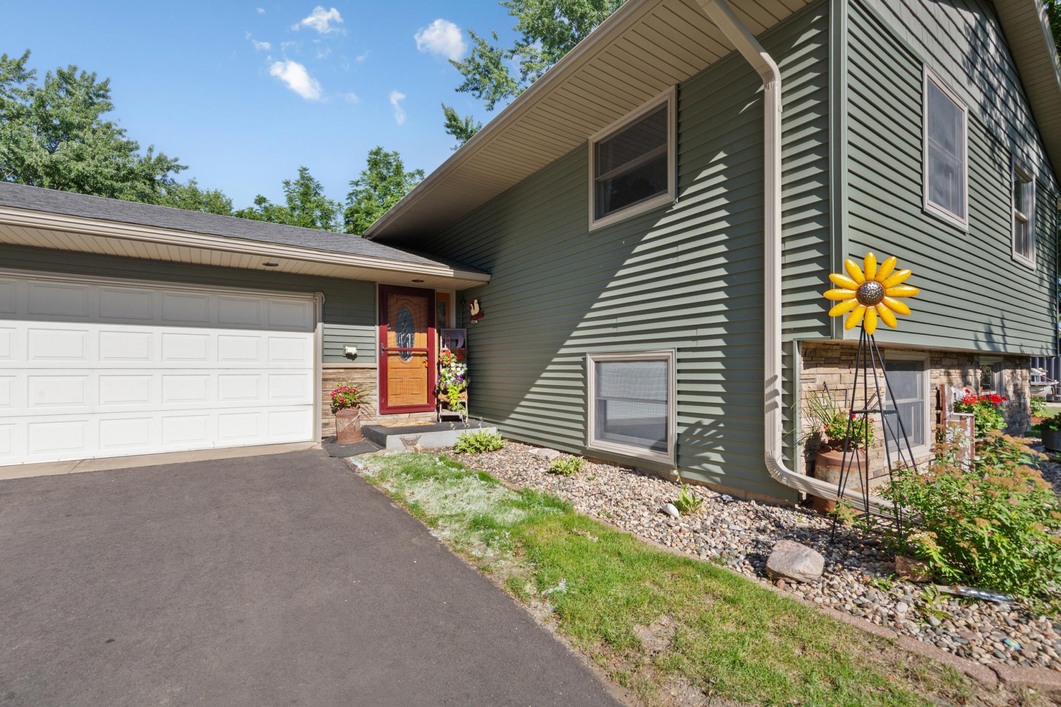3rd image of 508 Ridge Rd, Henderson, MN 56044 | MLS# 7110133