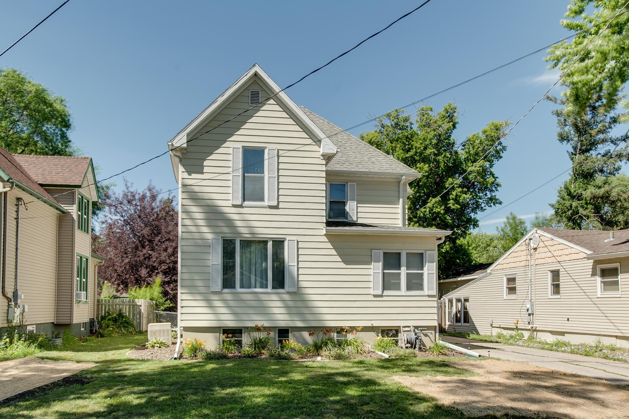 1st image of 1637 8th Ave S, Fargo, ND 58103 | MLS# 7110169