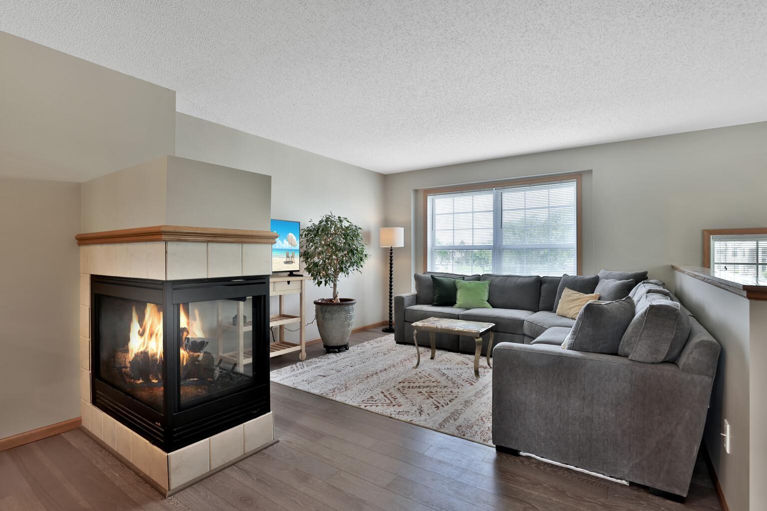 5th image of 5175 Fairpoint Dr N, Hugo, MN 55038 | MLS# 7110199