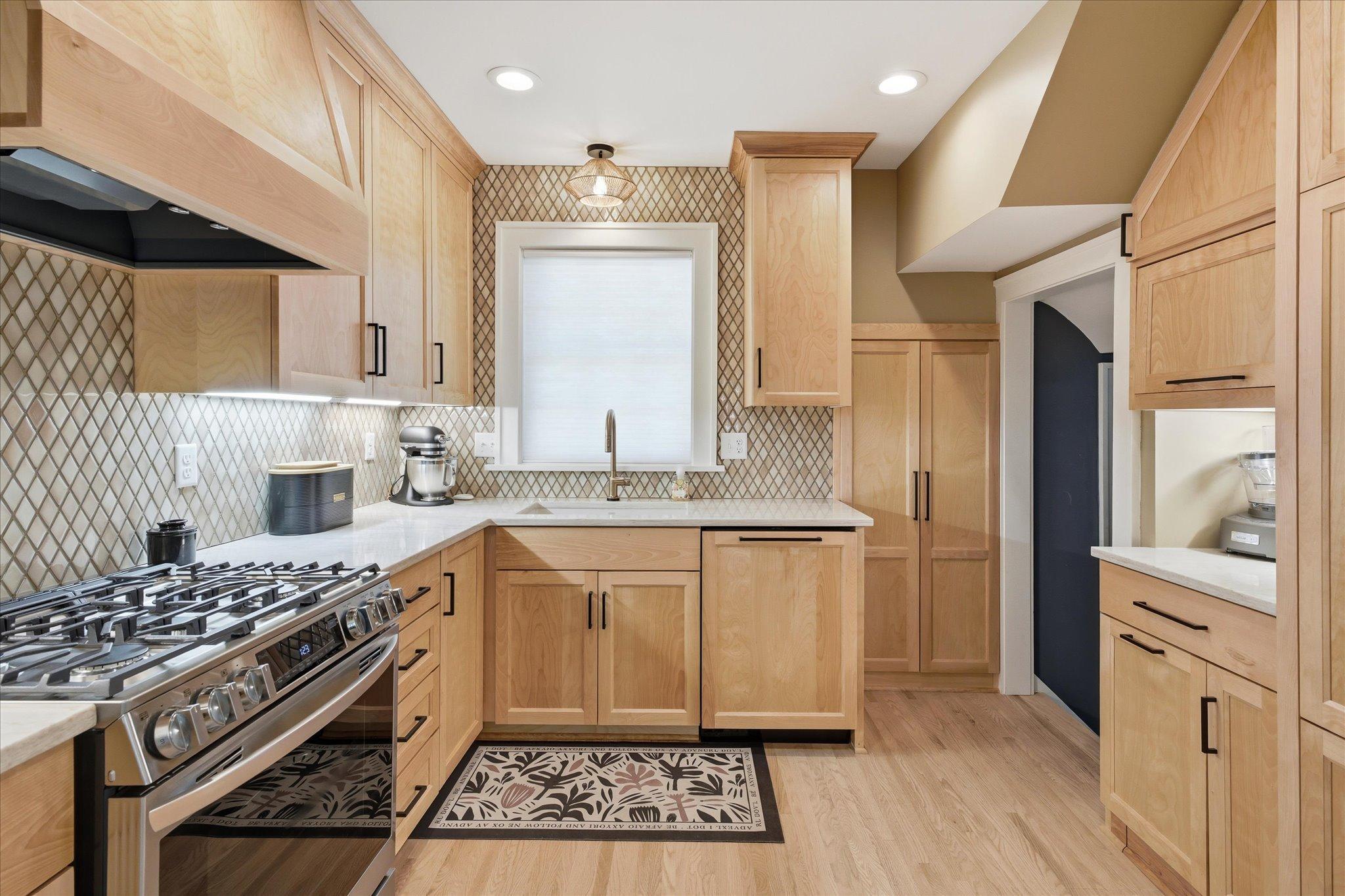 4th image of 4653 Clinton Ave, Minneapolis, MN 55419 | MLS# 7110220