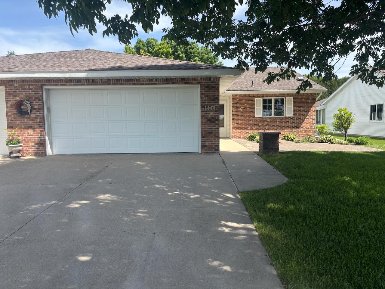 1st image of 806 28th Ave Sw, Willmar, MN 56201 | MLS# 7110236
