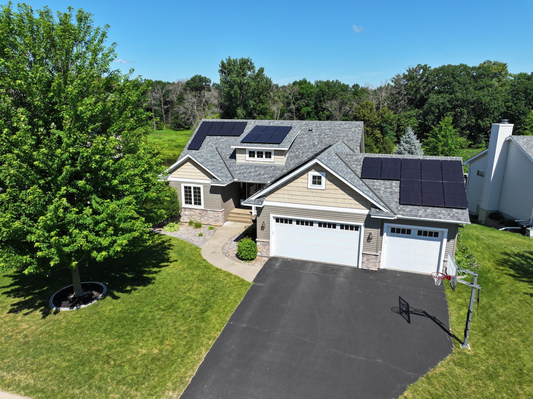 1st image of 15602 Enfield Ave N, Hugo, MN 55038 | MLS# 7110240