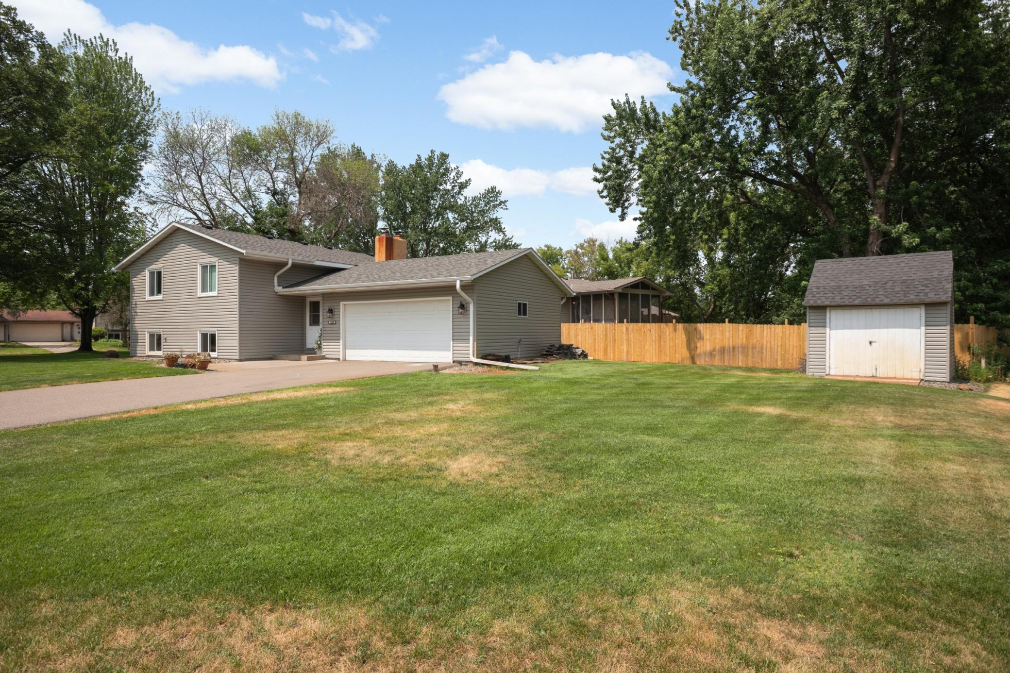 Homes for sale in Dayton, MN | 12420 Pineview Trl, Dayton, MN 55327 | MLS# 7110268