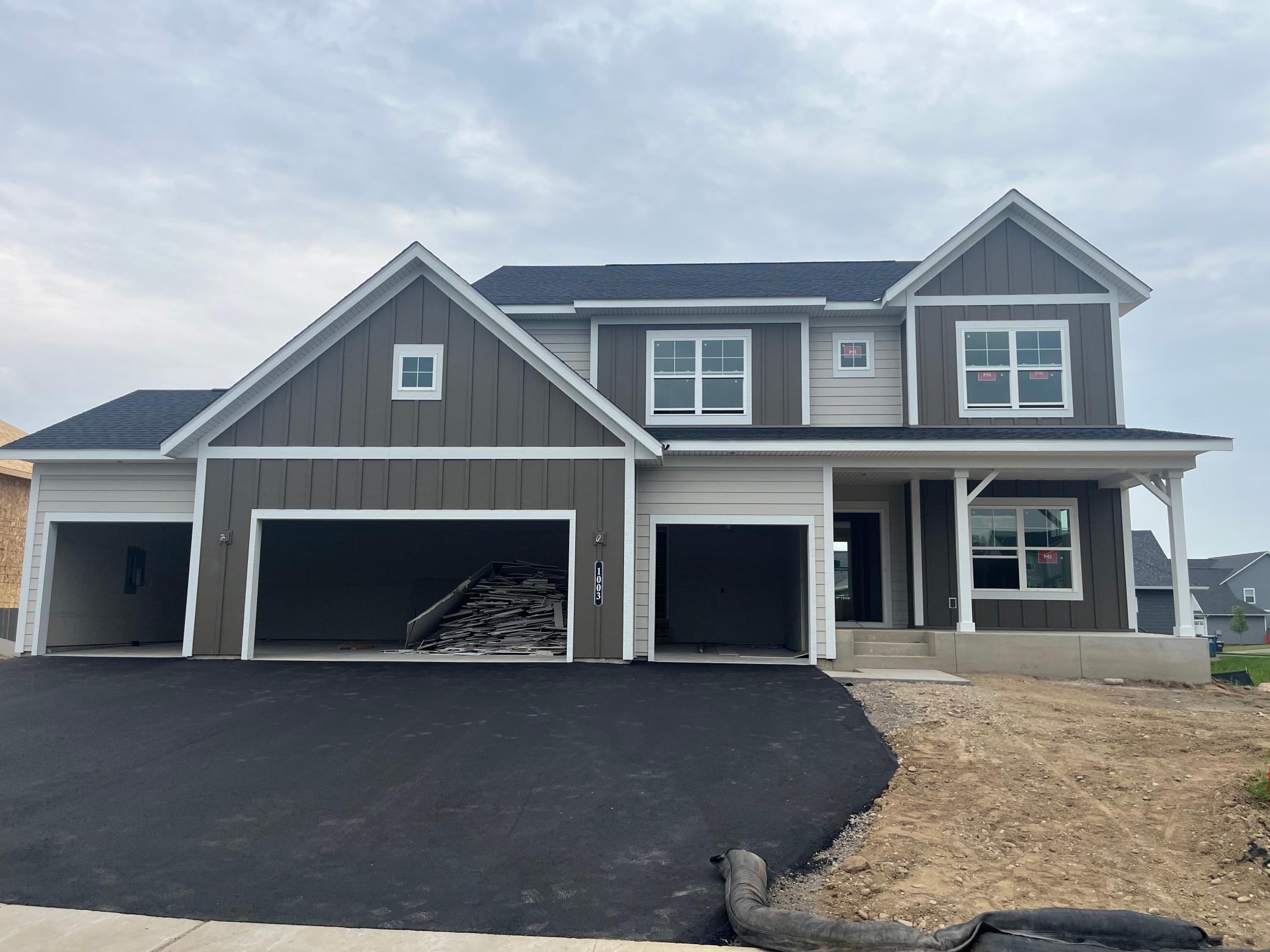1st image of 1003 Oakwood Ln S, Delano, MN 55328 | MLS# 7110321