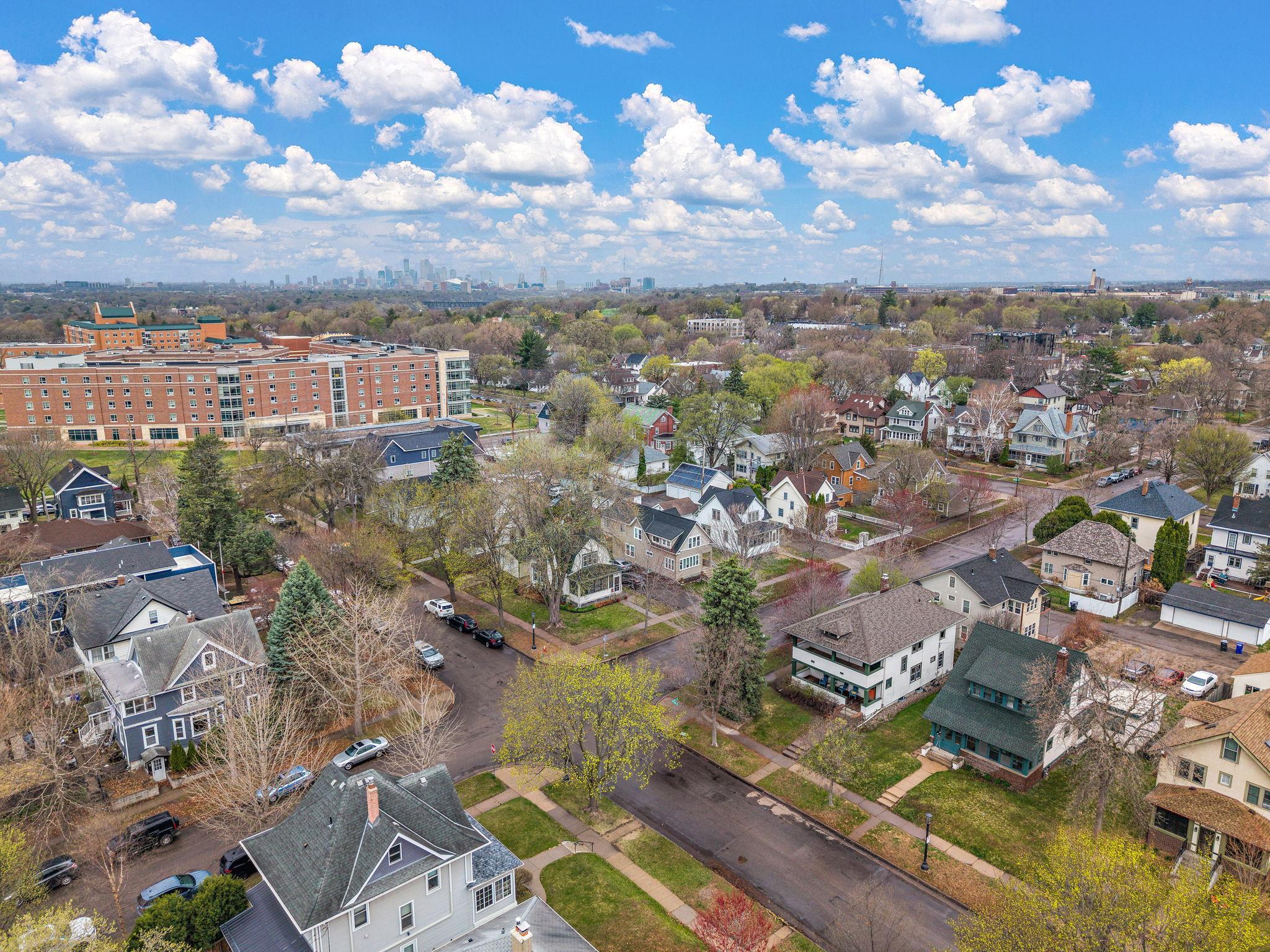 4th image of 2017 Laurel Ave, Saint Paul, MN 55104 | MLS# 7110325