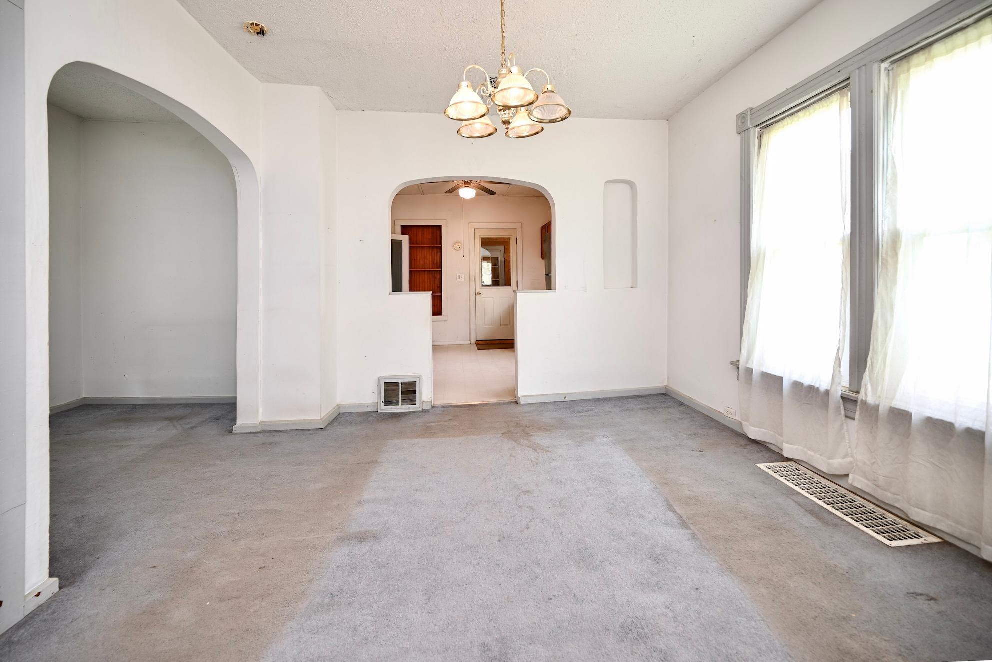 5th image of 653 Johnson St, Winona, MN 55987 | MLS# 7110357