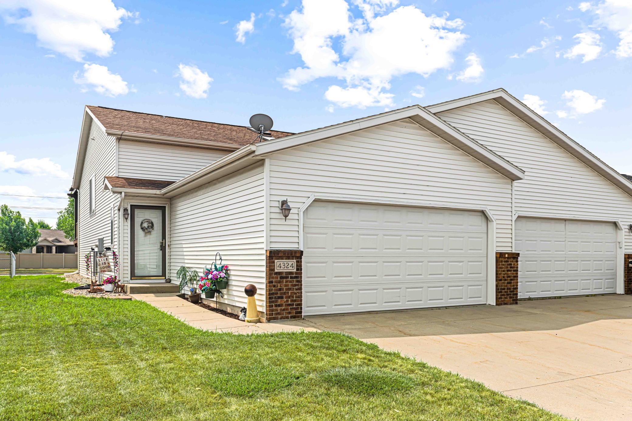 3rd image of 4324 39 1/2 Ave S, Fargo, ND 58104 | MLS# 7110358