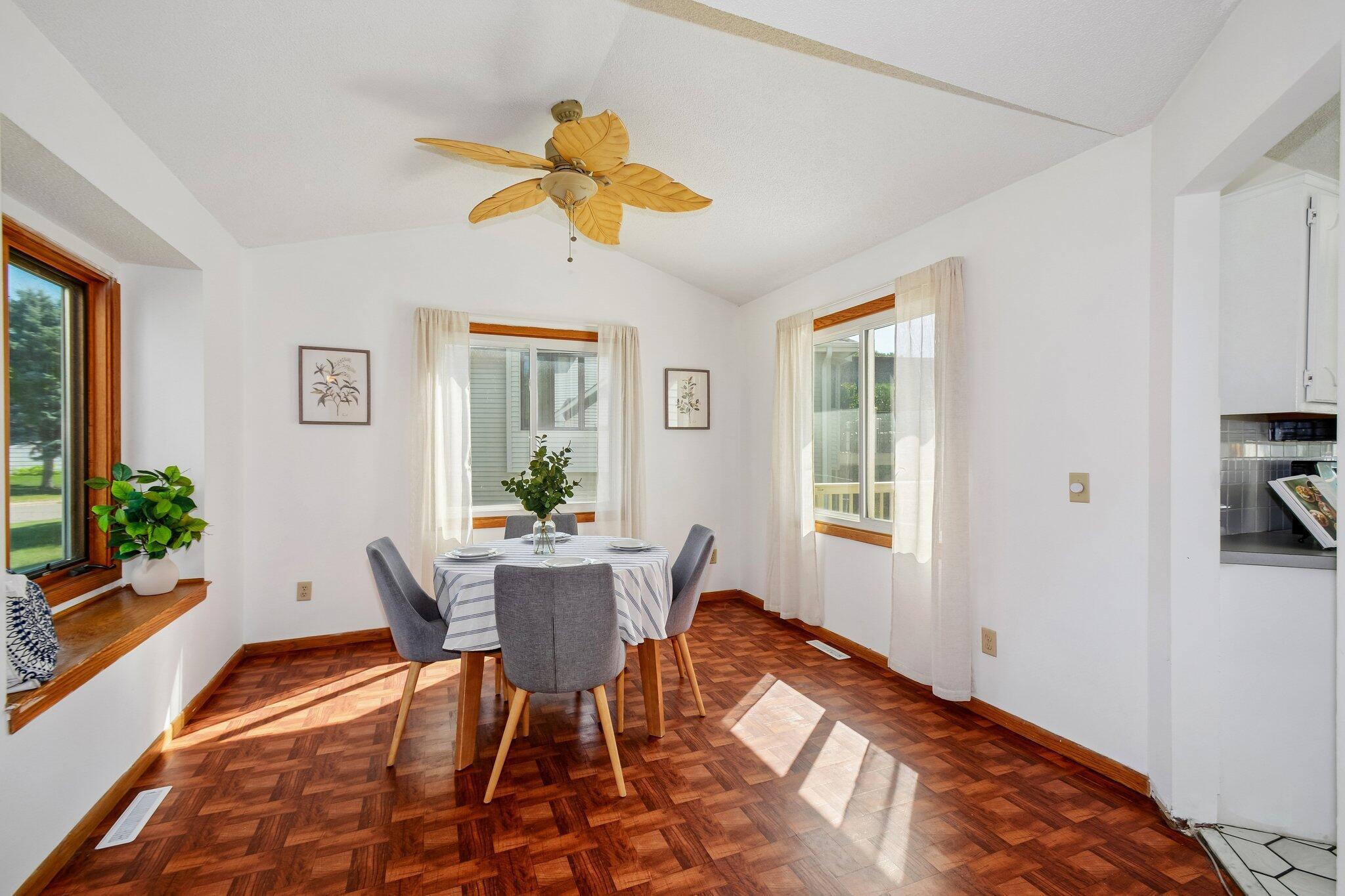 5th image of 9142 Woodhall Xing N, Brooklyn Park, MN 55443 | MLS# 7110378