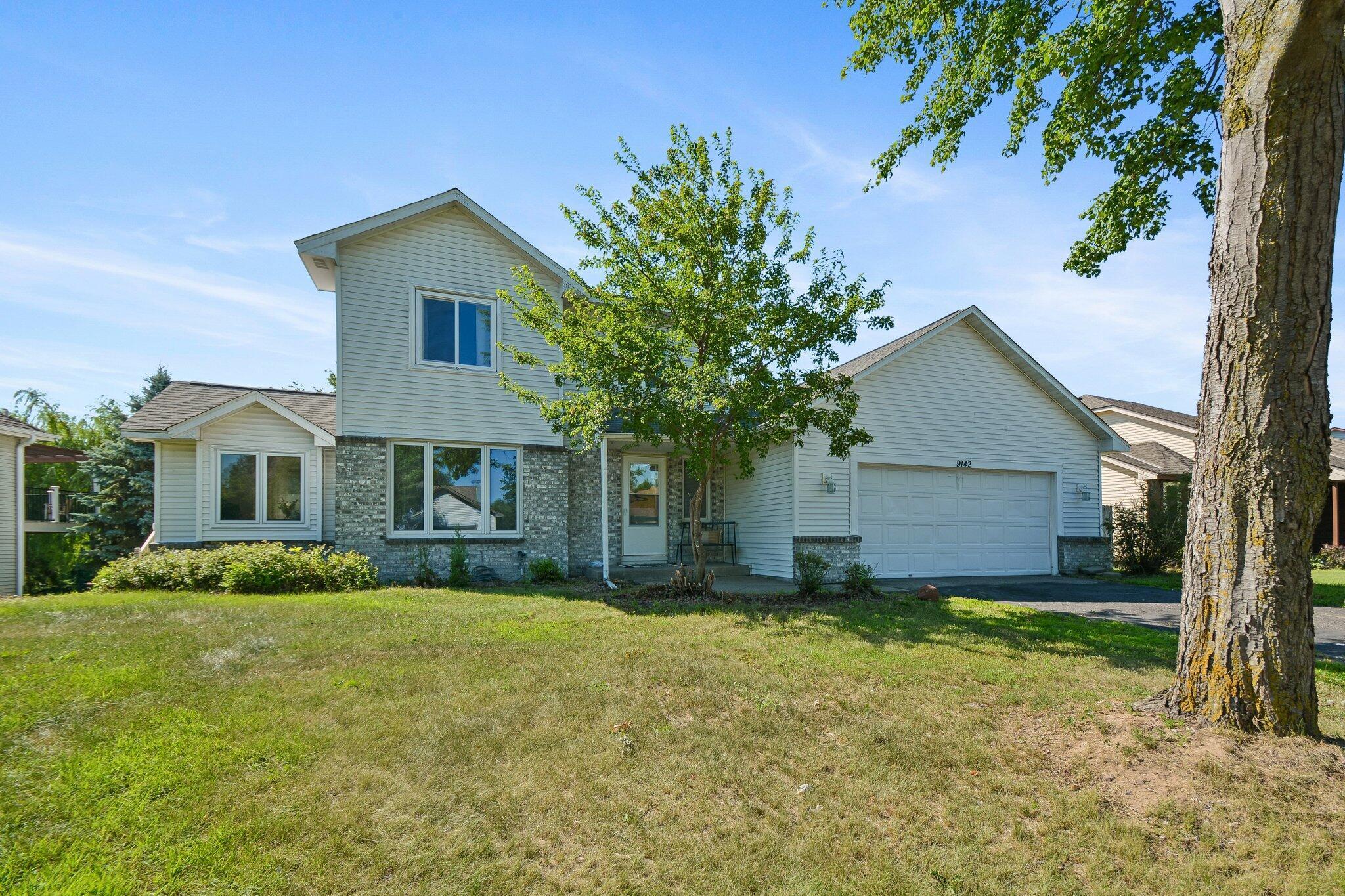 1st image of 9142 Woodhall Xing N, Brooklyn Park, MN 55443 | MLS# 7110378