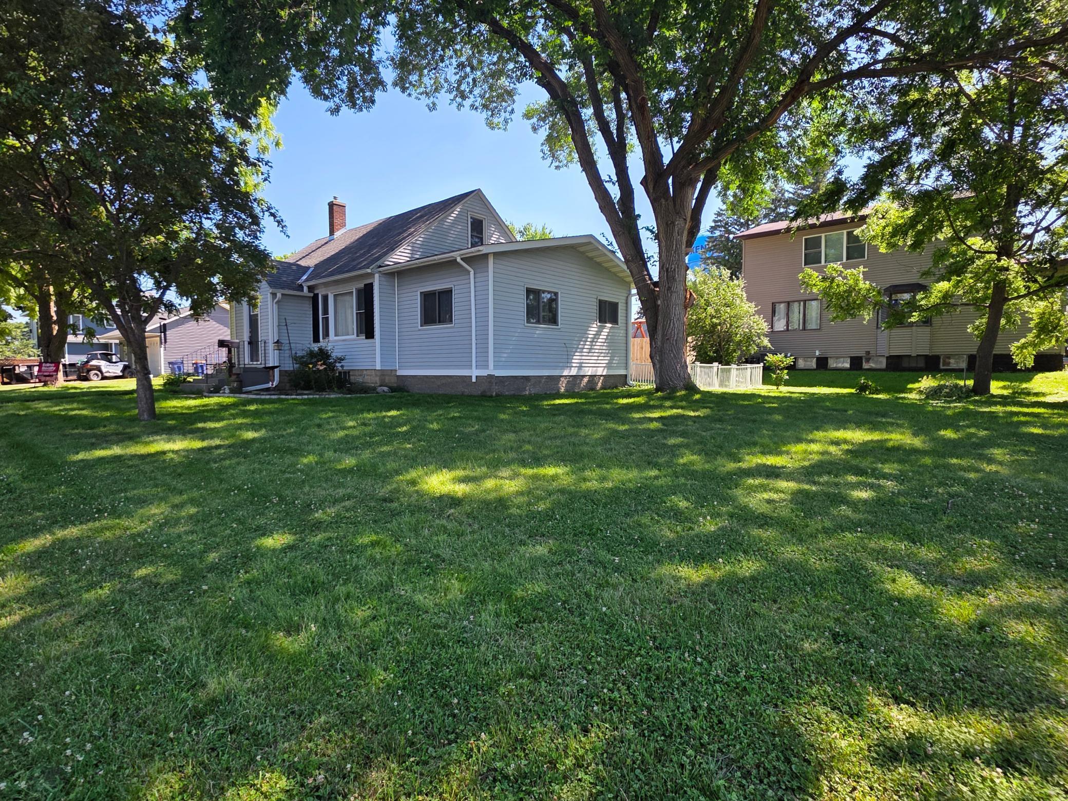 2nd image of 717 Forest St, Kenyon, MN 55946 | MLS# 7110409