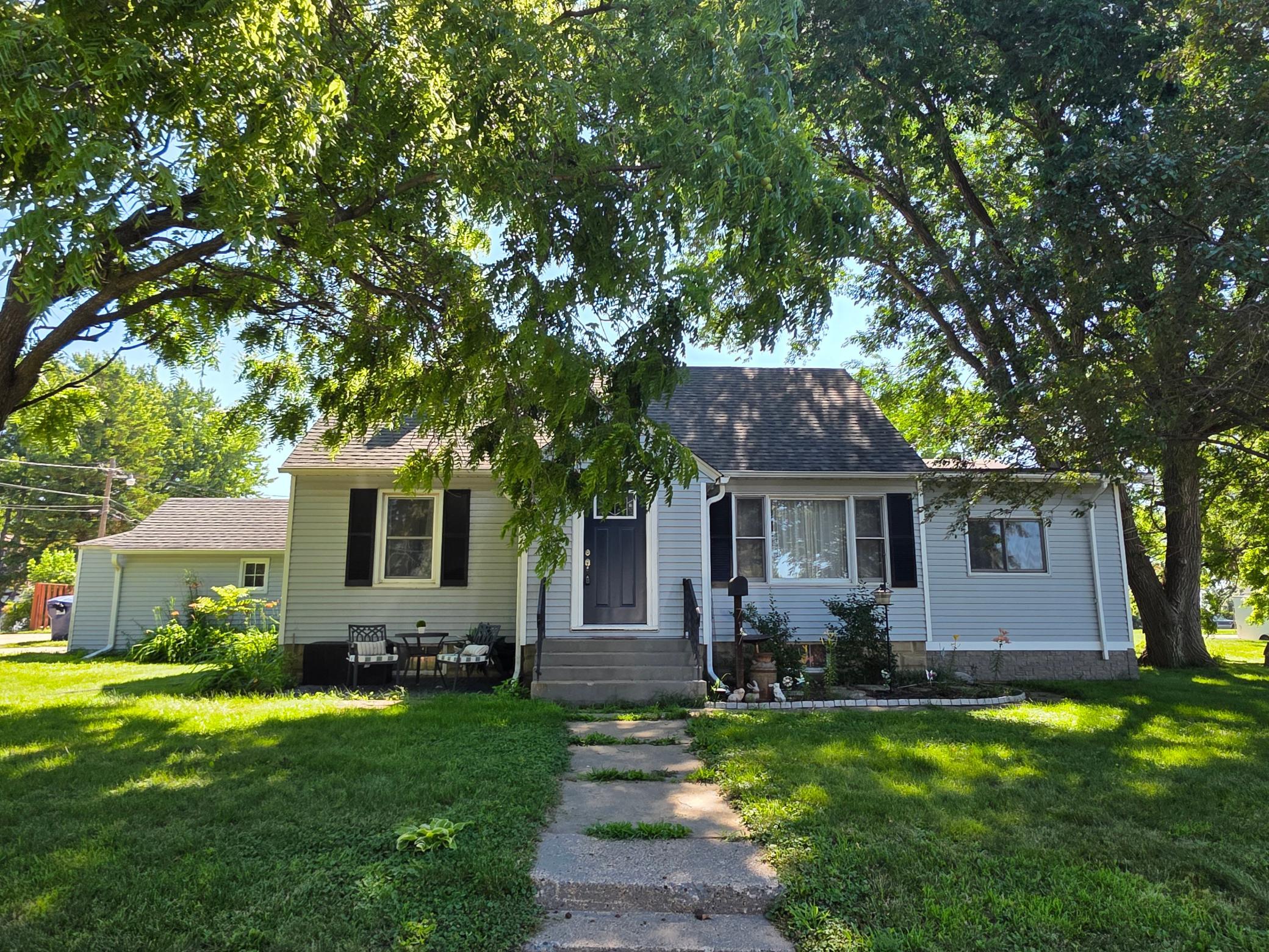 1st image of 717 Forest St, Kenyon, MN 55946 | MLS# 7110409