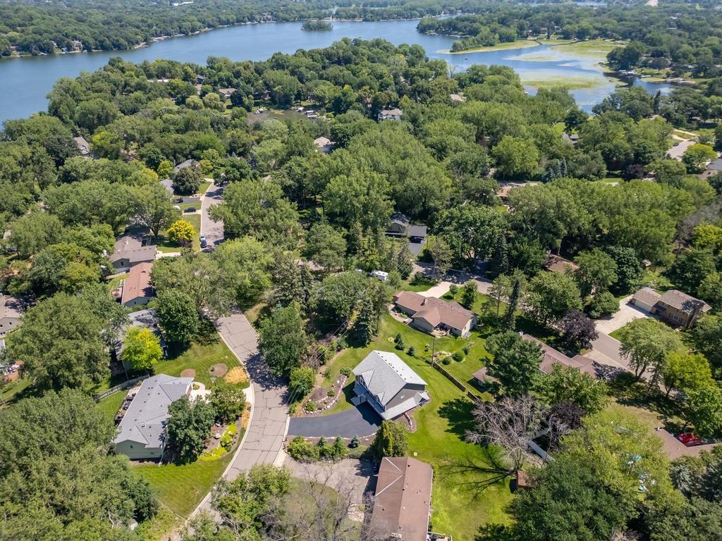 2nd image of 85 Maple Island Rd, Lakeville, MN 55044 | MLS# 7110532