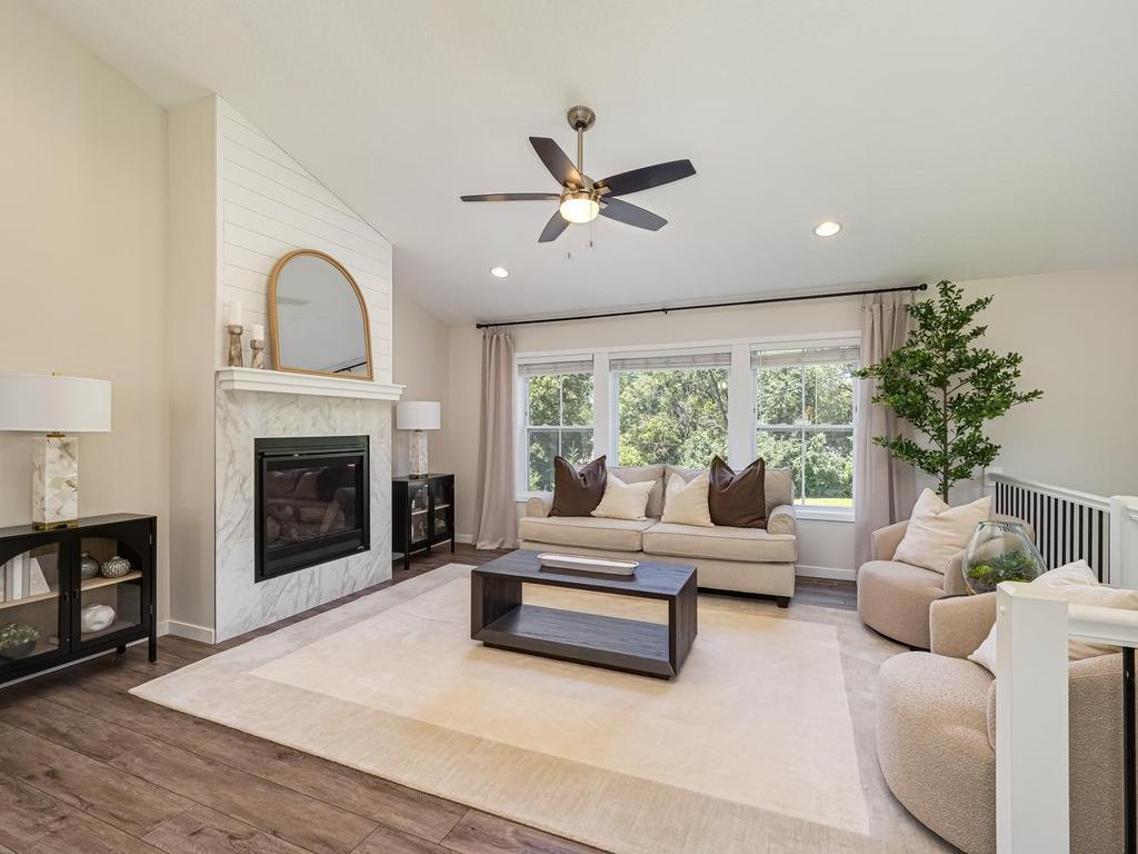 3rd image of 85 Maple Island Rd, Lakeville, MN 55044 | MLS# 7110532
