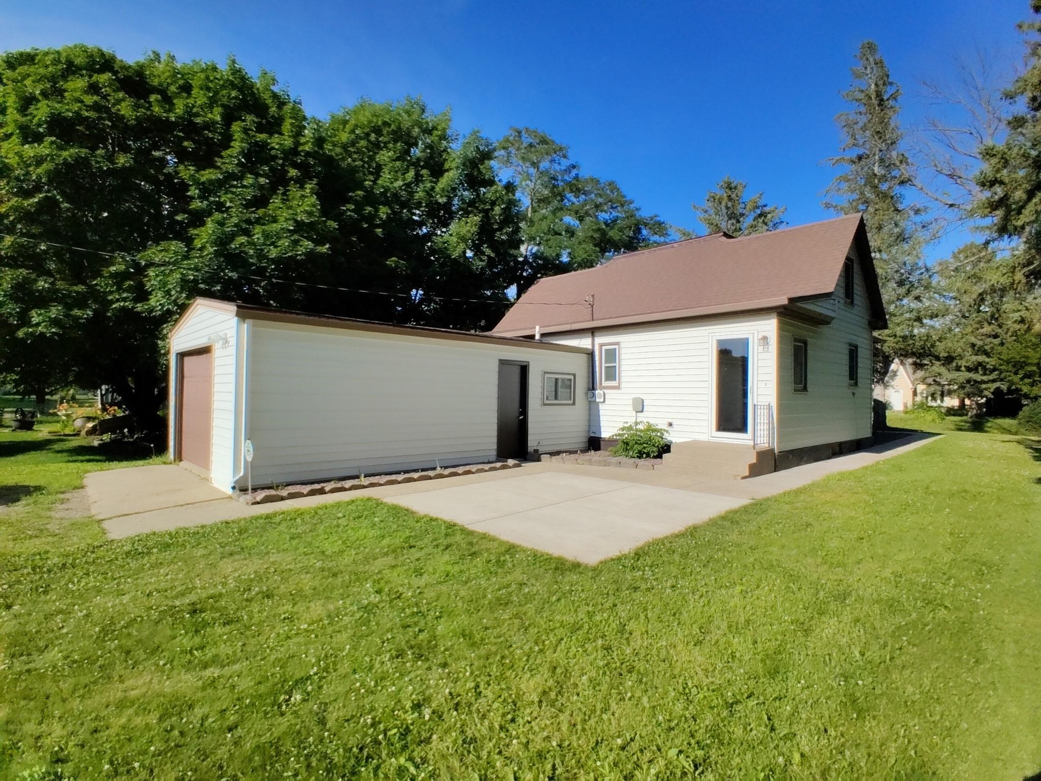 Homes for sale in Sanborn, MN | 321 S Main St, Sanborn, MN 56083 | MLS# 7110561