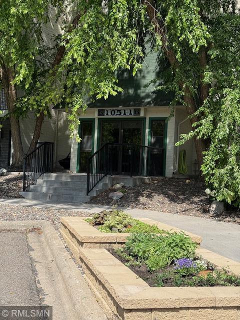 Homes for sale in Minnetonka, MN | 10511 Cedar Lake Rd #309, Minnetonka, MN 55305 | MLS# 7110581