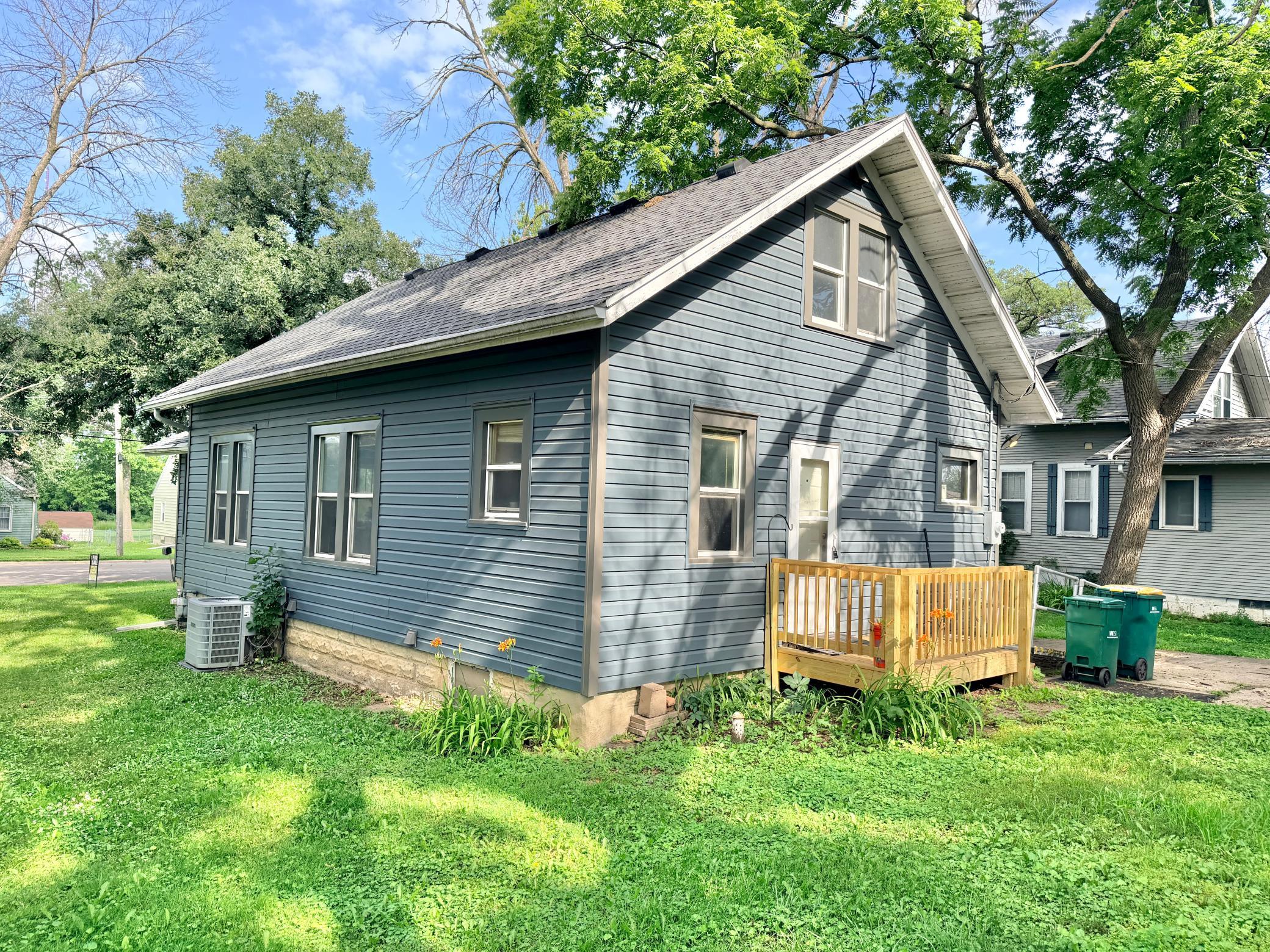 4th image of 1405 S Broadway Ave, Albert Lea, MN 56007 | MLS# 7110653