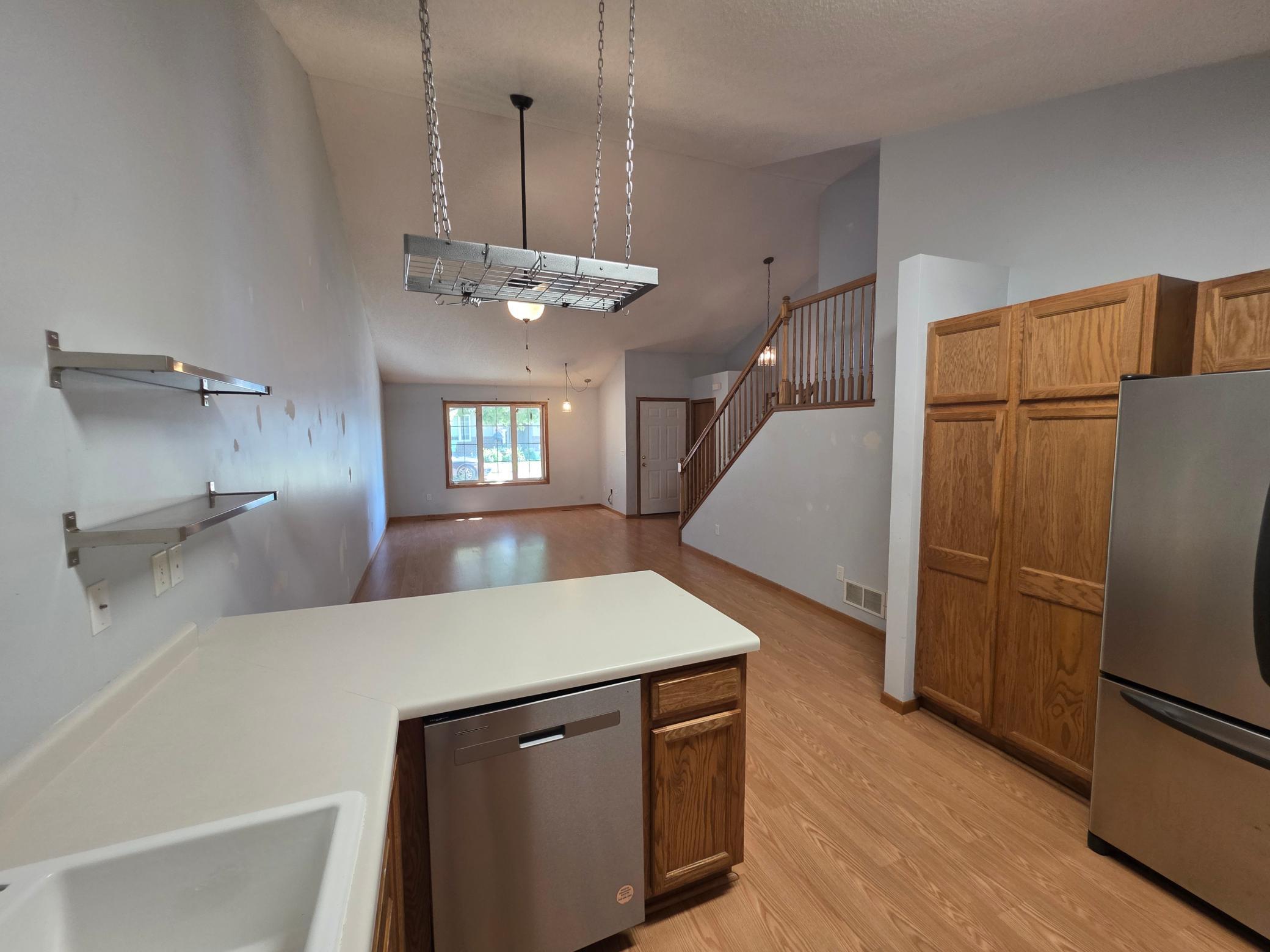 4th image of 832 Matthew Dr, Chaska, MN 55318 | MLS# 7110658