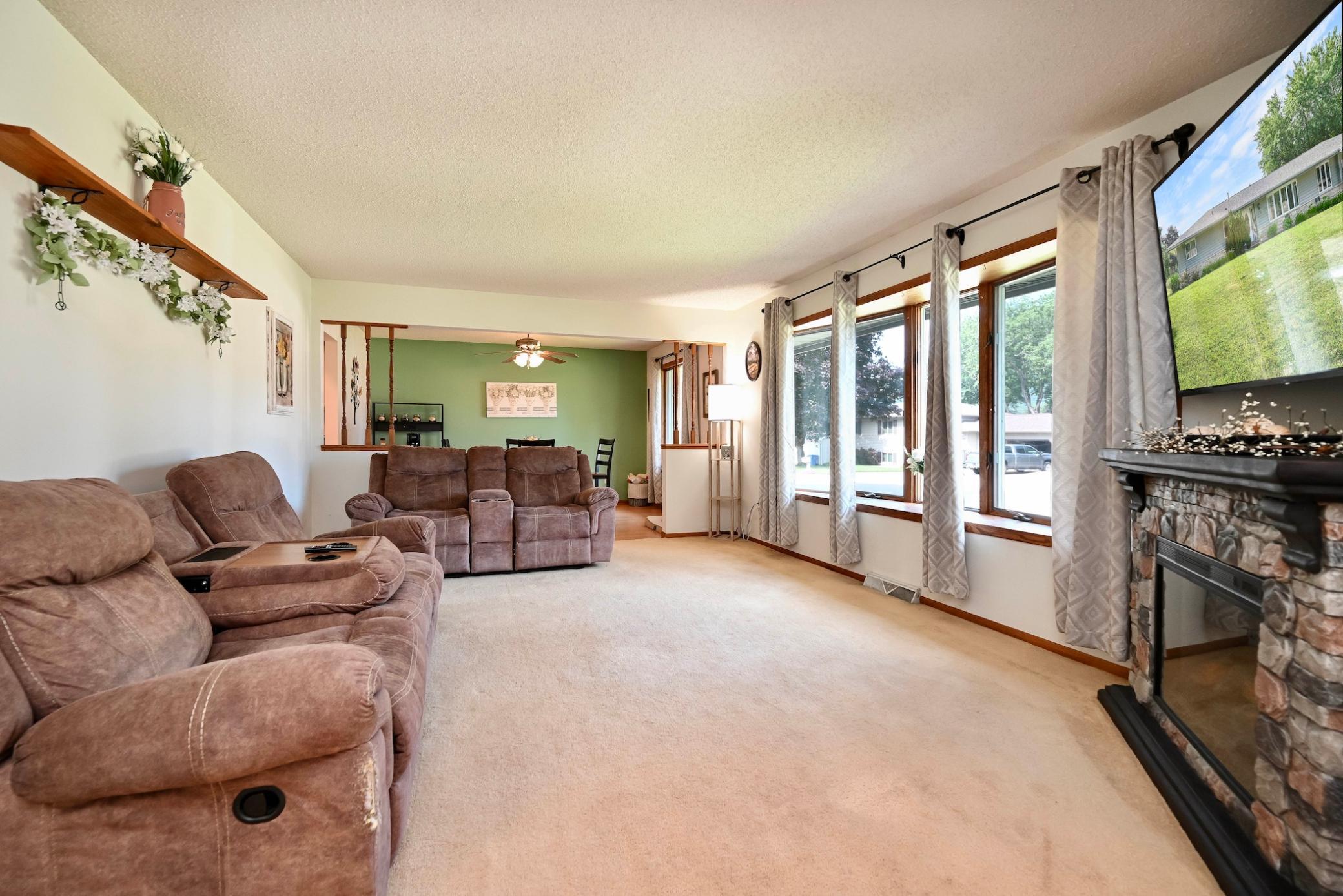 4th image of 770 52Nd Ave, Goodview, MN 55987 | MLS# 7110687