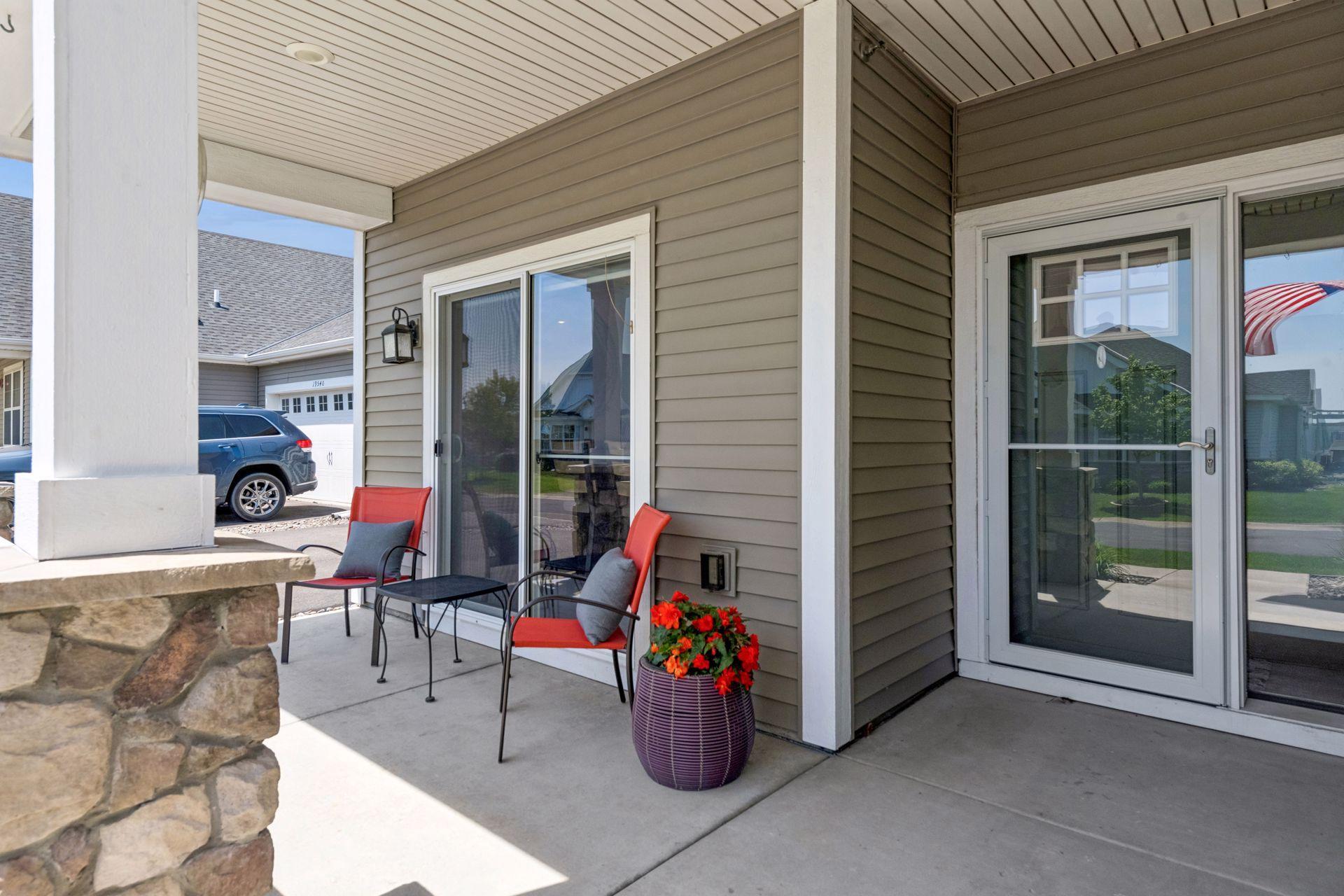 3rd image of 19520 Laurel Ct, Maple Grove, MN 55311 | MLS# 7110705
