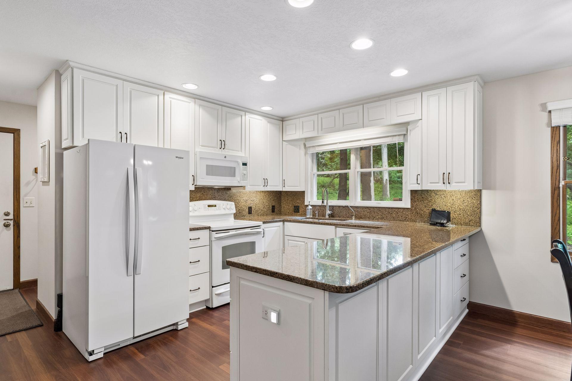 4th image of 360 Quail Rd, Saint Paul, MN 55110 | MLS# 7110786