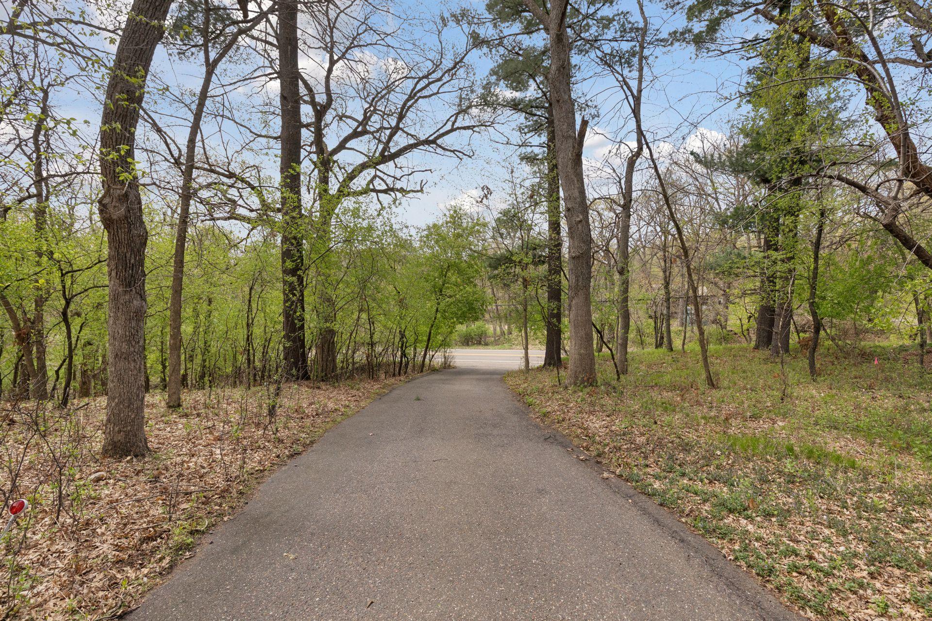 2nd image of 360 Quail Rd, Saint Paul, MN 55110 | MLS# 7110786