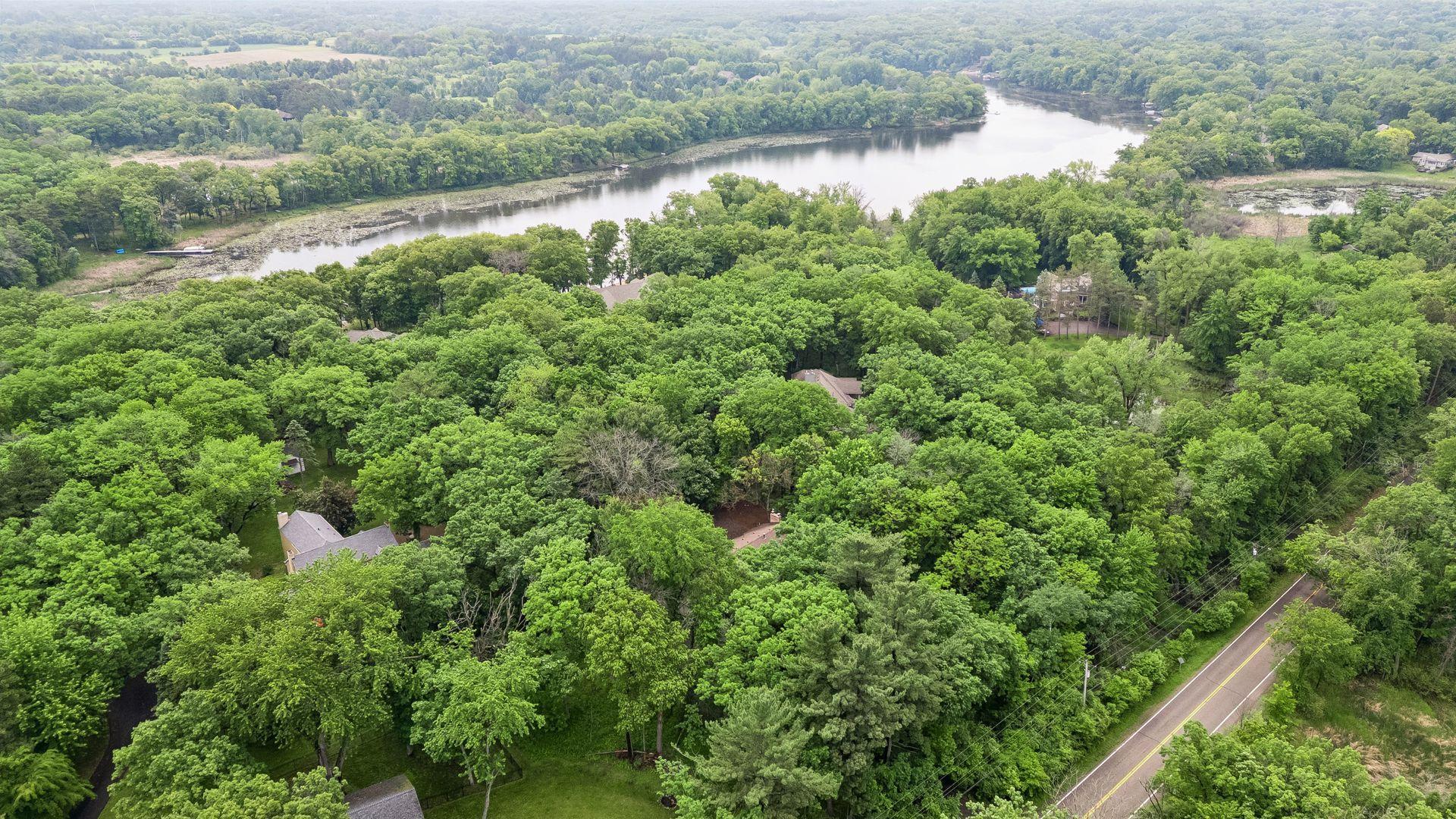 1st image of 360 Quail Rd, Saint Paul, MN 55110 | MLS# 7110786