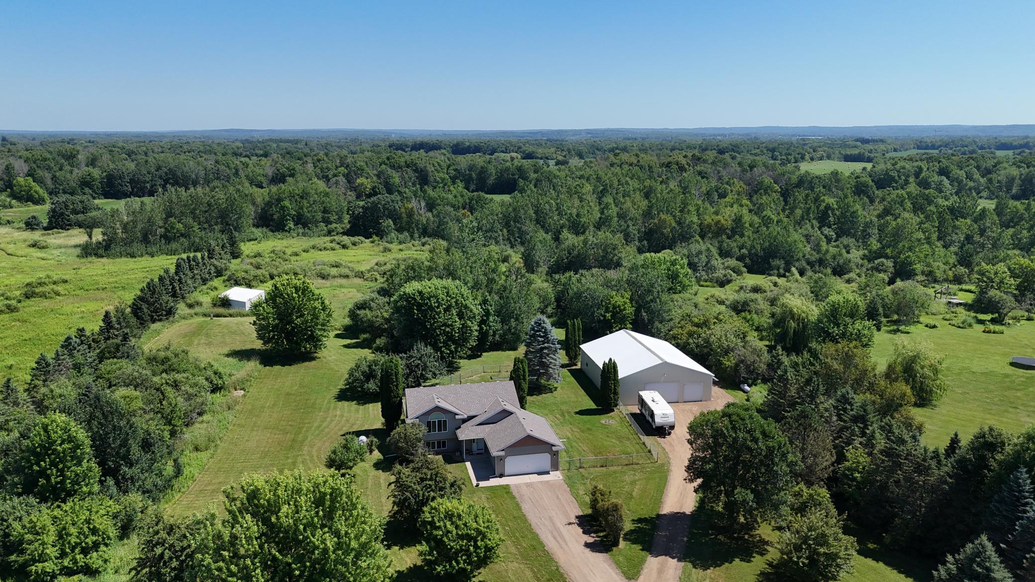 3rd image of 18180 Franconia Trl, Shafer, MN 55074 | MLS# 7110789
