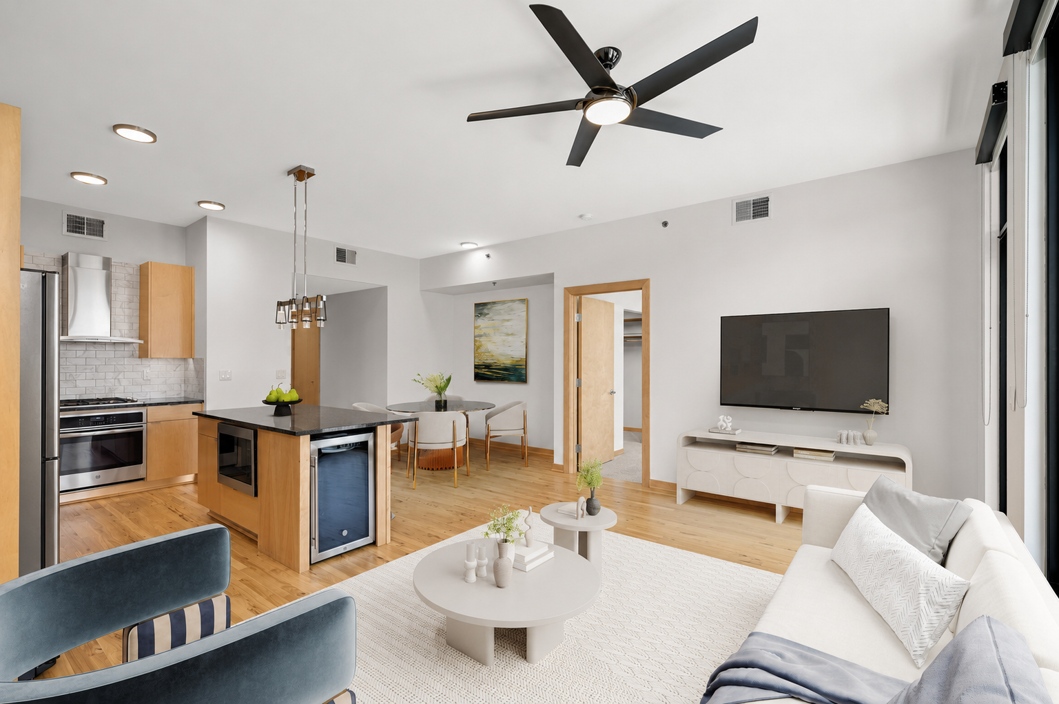2nd image of 1240 S 2Nd St #311, Minneapolis, MN 55415 | MLS# 7110821
