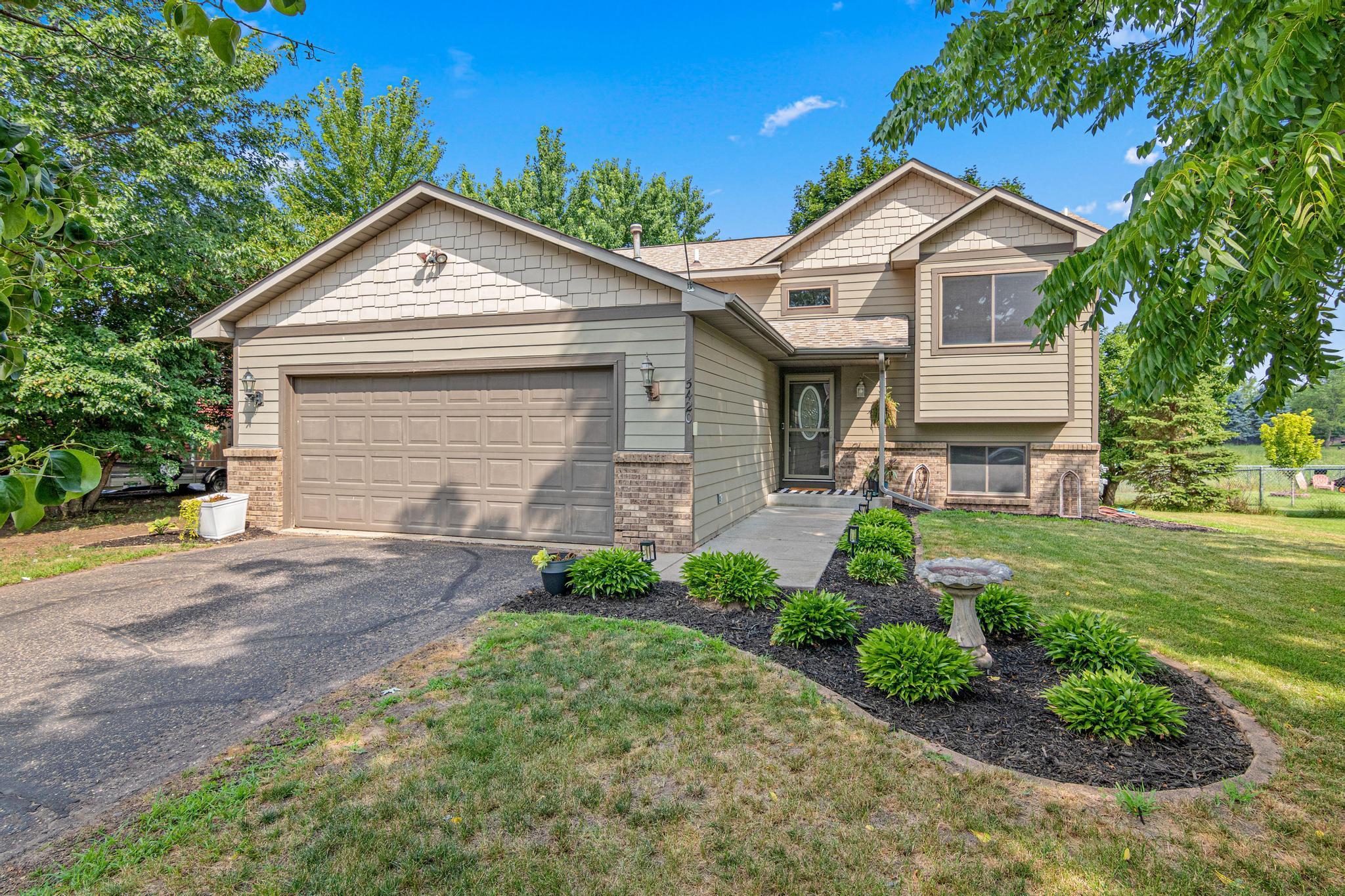 1st image of 5420 134th St N, Hugo, MN 55038 | MLS# 7110877