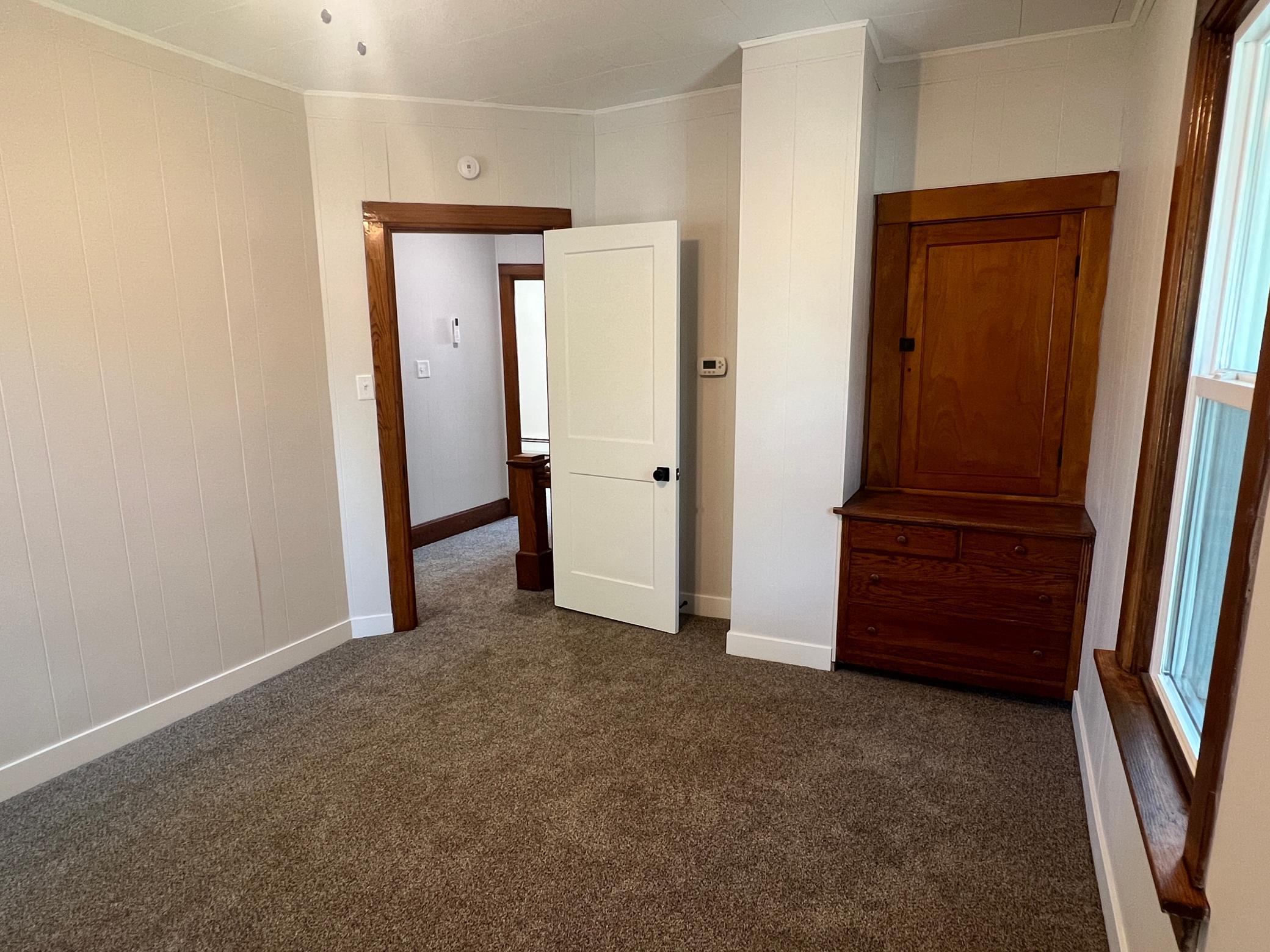 36th image of 711 Clausen Ave, Albert Lea, MN 56007 | MLS# 7110904