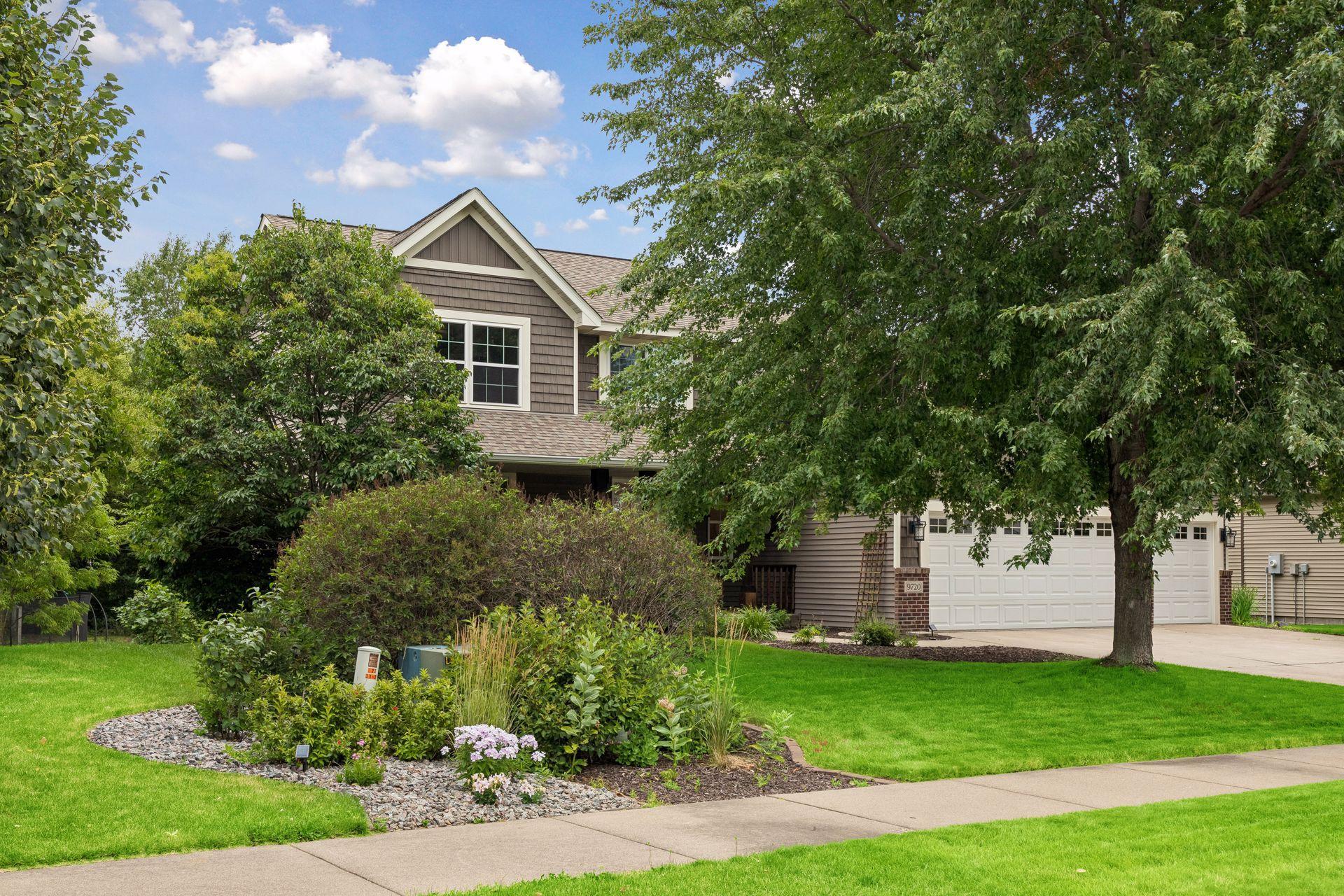 1st image of 9720 Linden Ave N, Brooklyn Park, MN 55443 | MLS# 7110917