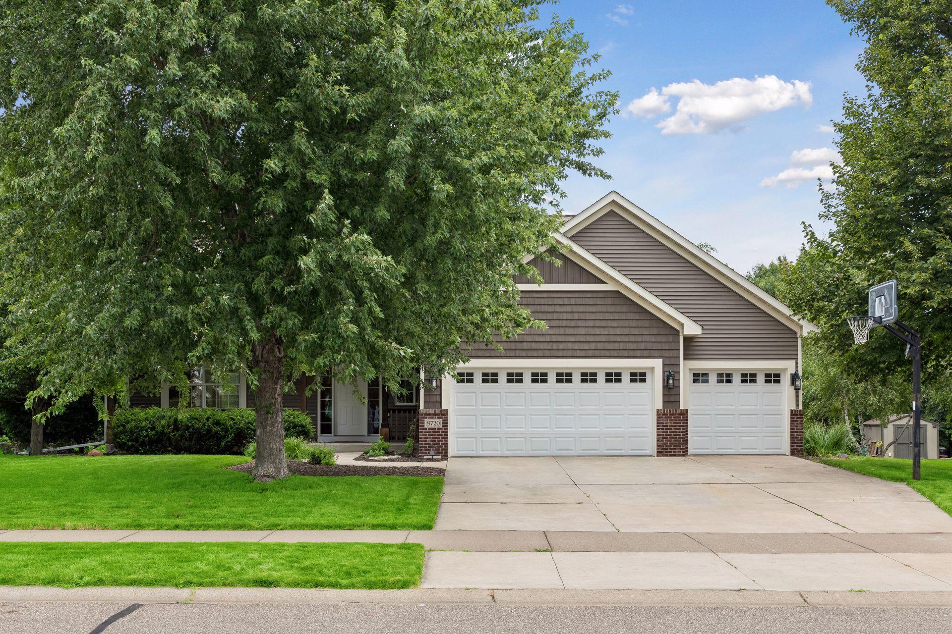 2nd image of 9720 Linden Ave N, Brooklyn Park, MN 55443 | MLS# 7110917
