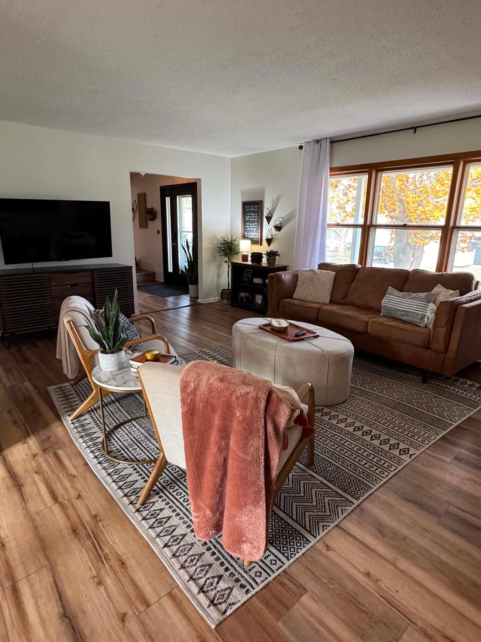 3rd image of 1010 Foothills Cir, Albert Lea, MN 56007 | MLS# 7110924