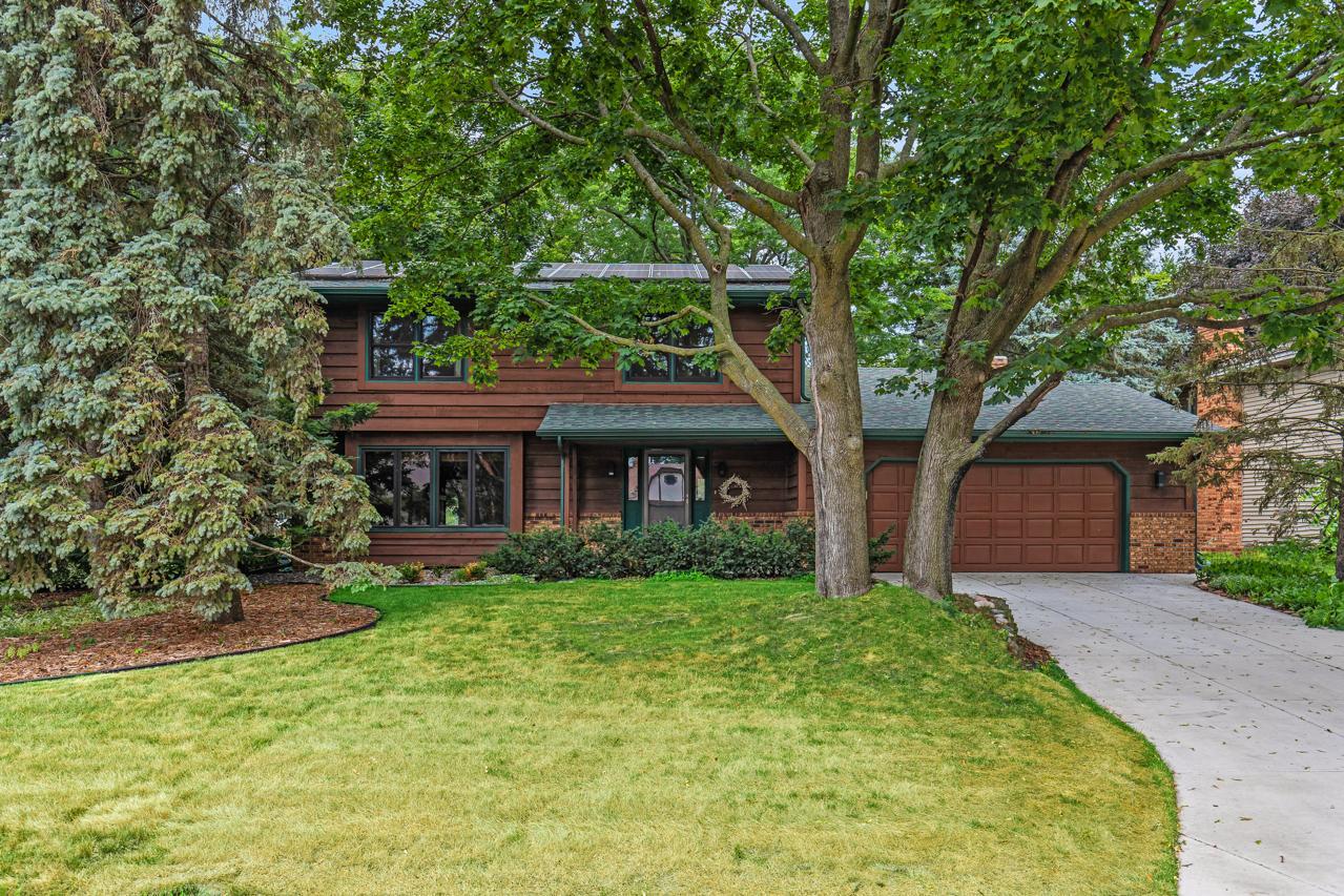 Homes for sale in Falcon Heights, MN | 1819 Moore St, Falcon Heights, MN 55113 | MLS# 7110942