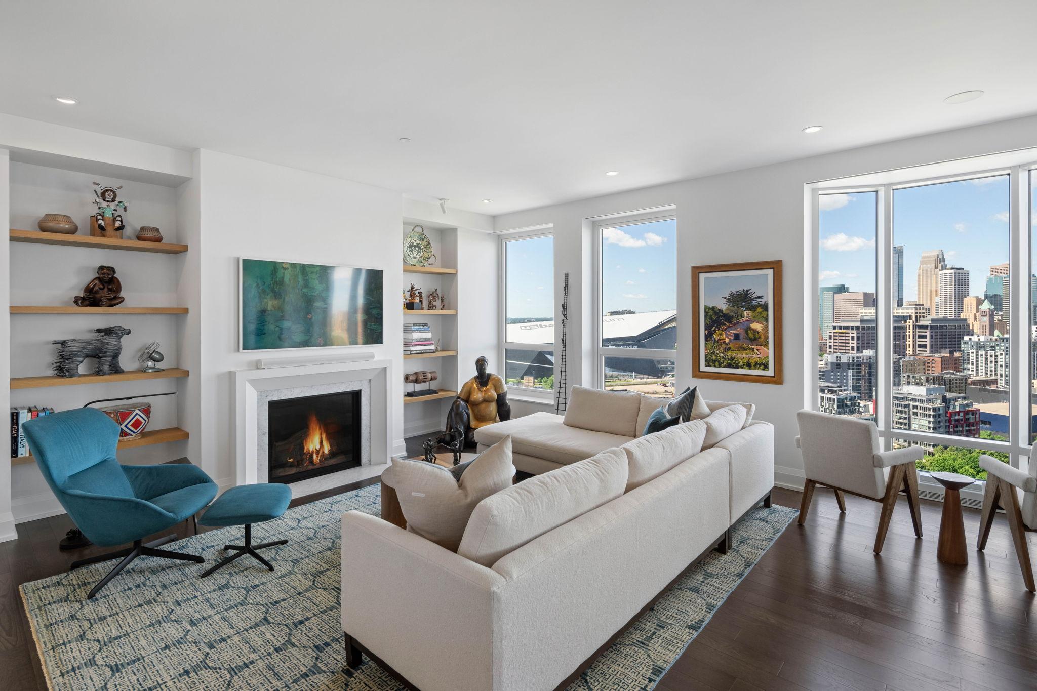 3rd image of 1111 W River Pkwy #24A, Minneapolis, MN 55415 | MLS# 7110965
