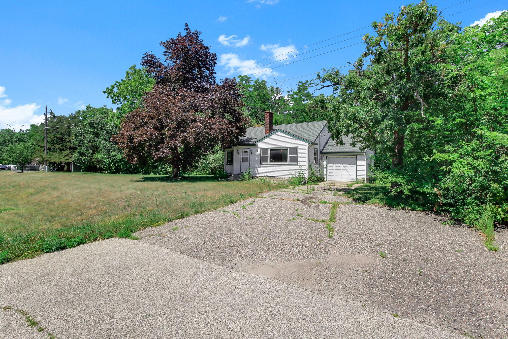 2nd image of 4374 Us 61, Red Wing, MN 55066 | MLS# 7111007
