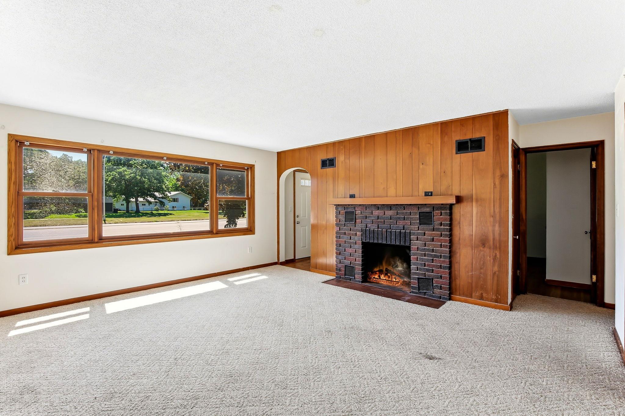 3rd image of 4374 Us-61, Red Wing, MN 55066 | MLS# 7111007
