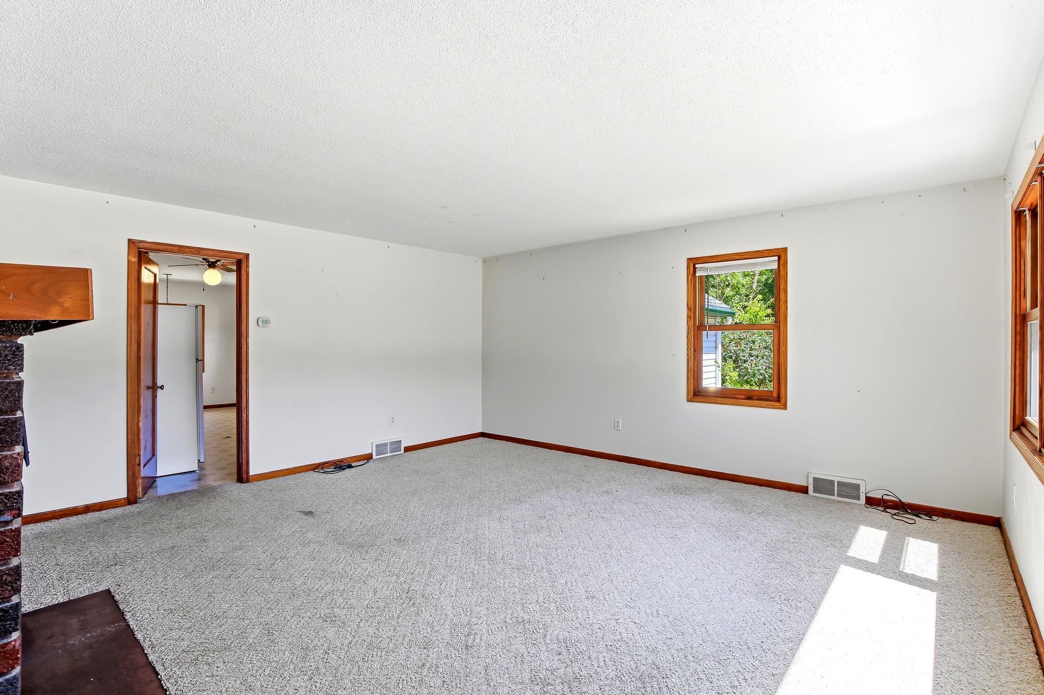 5th image of 4374 Us-61, Red Wing, MN 55066 | MLS# 7111007