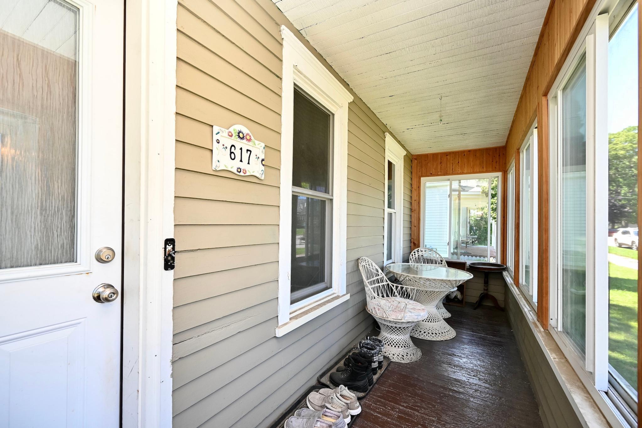 2nd image of 617 W Howard St, Winona, MN 55987 | MLS# 7111037