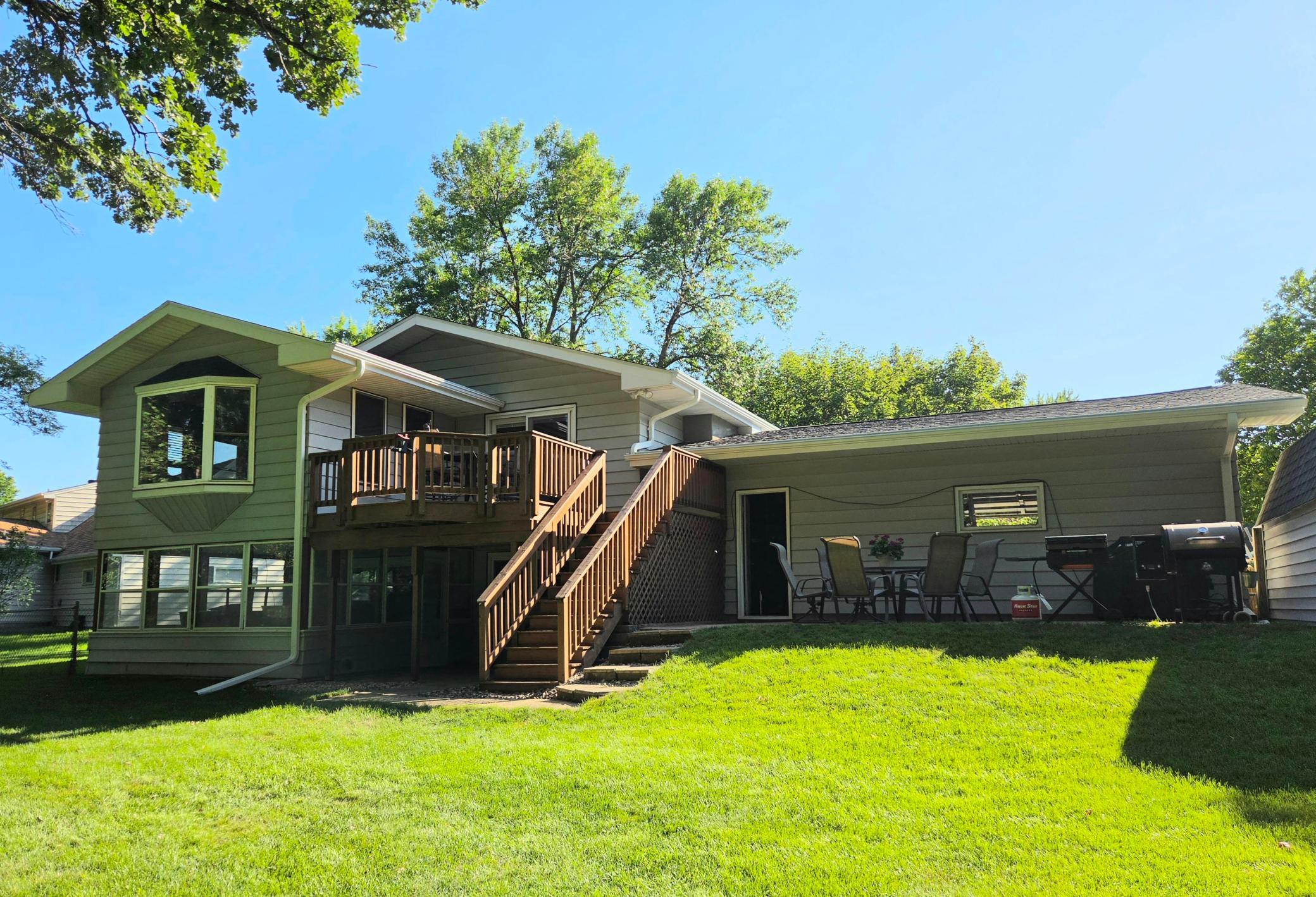 4th image of 411 Ridge Rd, Albert Lea, MN 56007 | MLS# 7111076