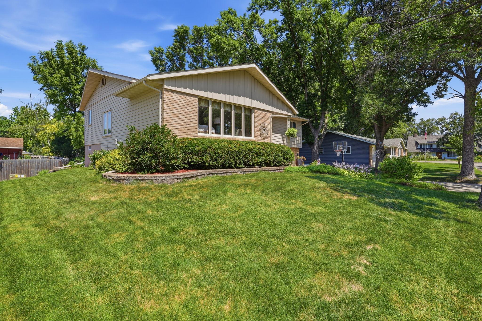 5th image of 920 Meadow Ln, Willmar, MN 56201 | MLS# 7111118