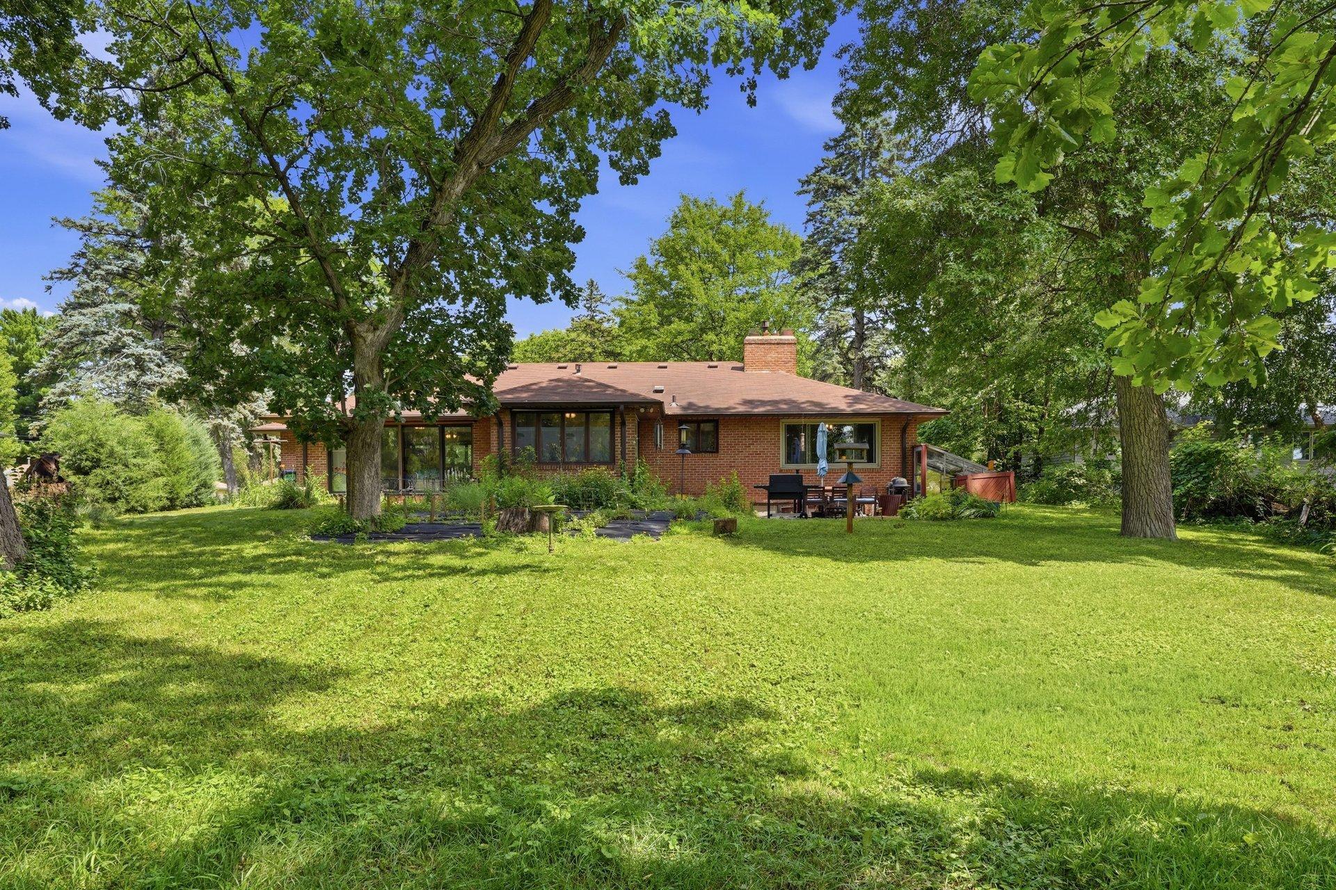 3rd image of 5433 Twin Lake Blvd E, Minneapolis, MN 55429 | MLS# 7111138