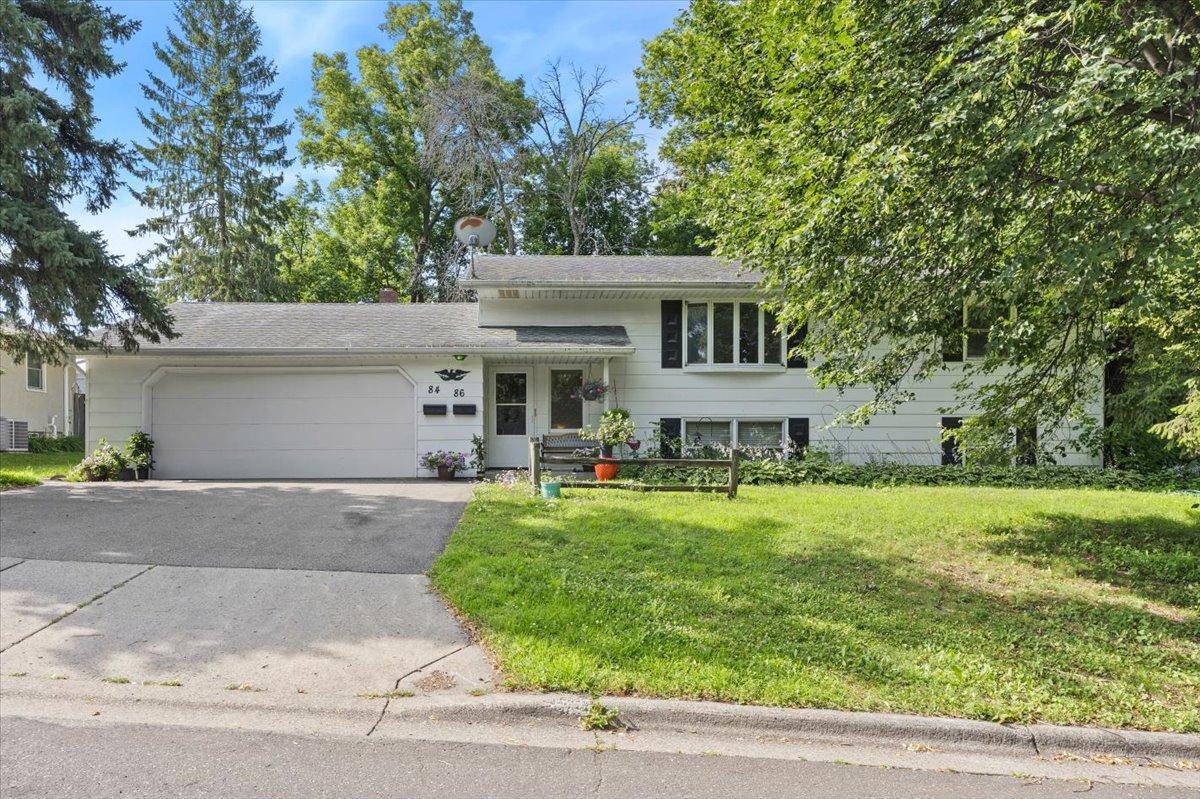 3rd image of 84 Logan Ave W, Saint Paul, MN 55118 | MLS# 7111175
